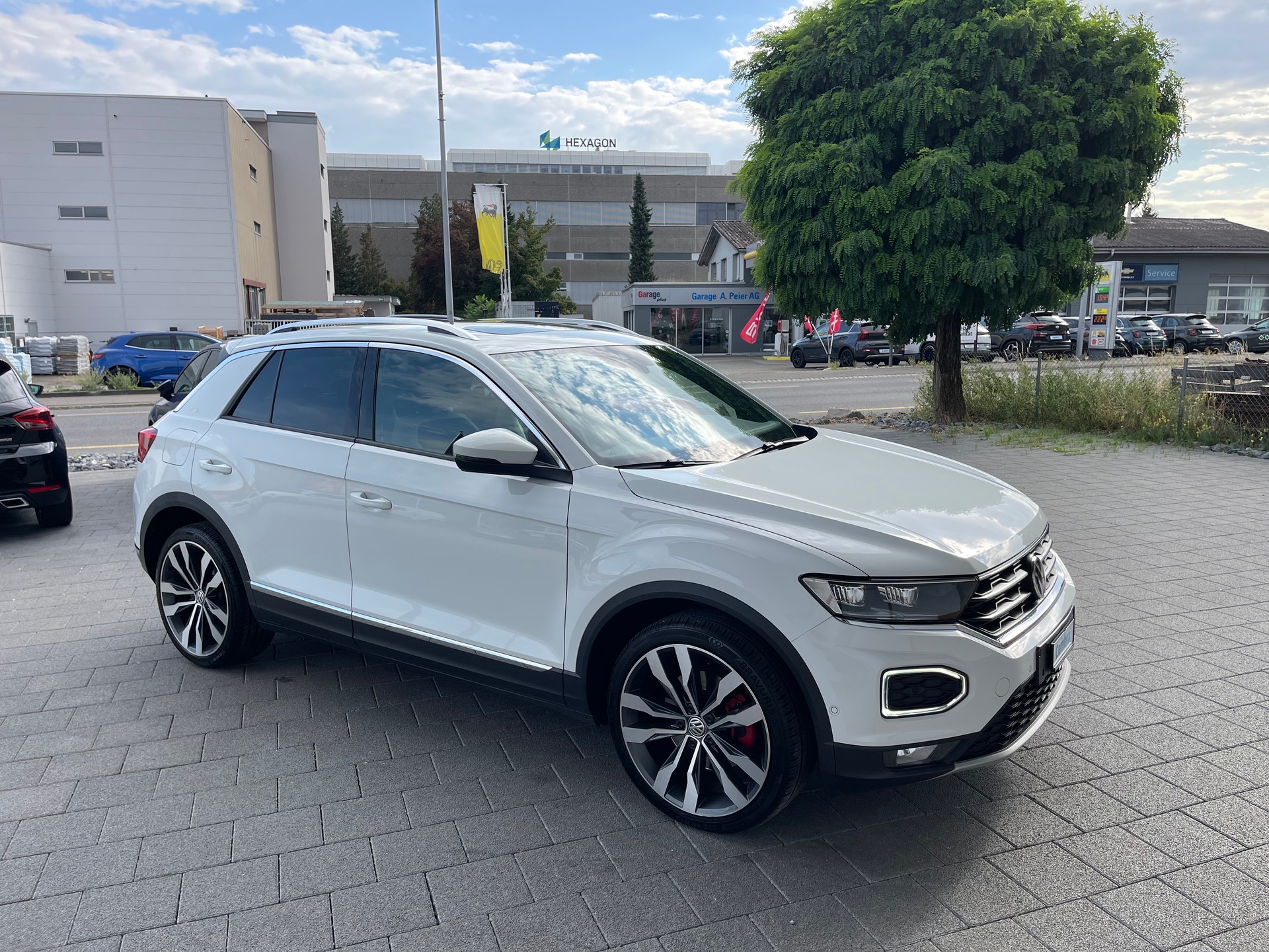 VW T-Roc 2.0 TSI Sport DSG 4Motion-image-3