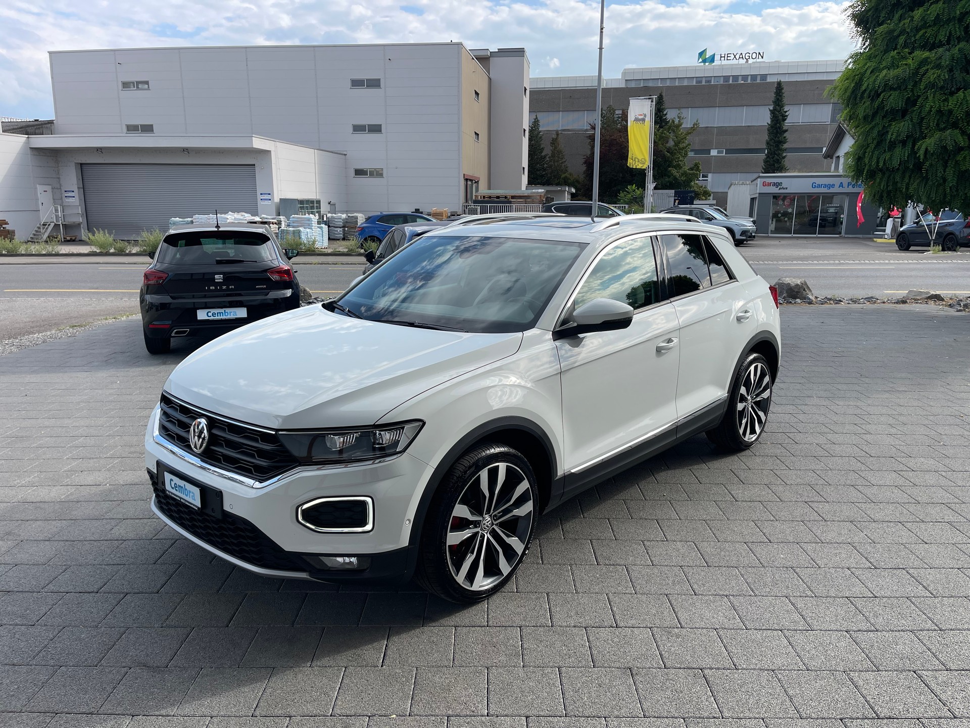 VW T-Roc 2.0 TSI Sport DSG 4Motion-image-1