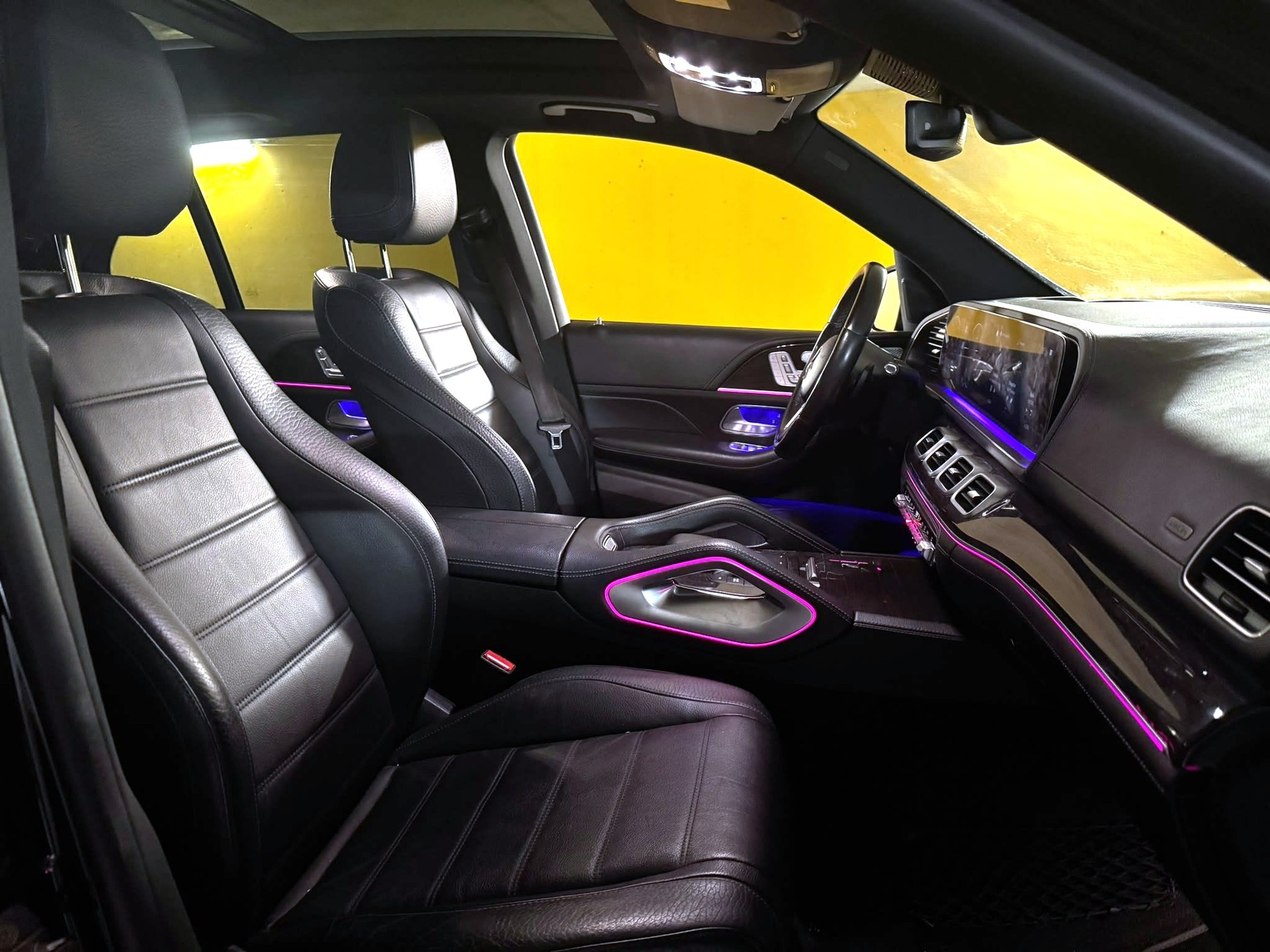 MERCEDES-BENZ GLE 300 d 4Matic AMG Line 9G-Tronic-image-13