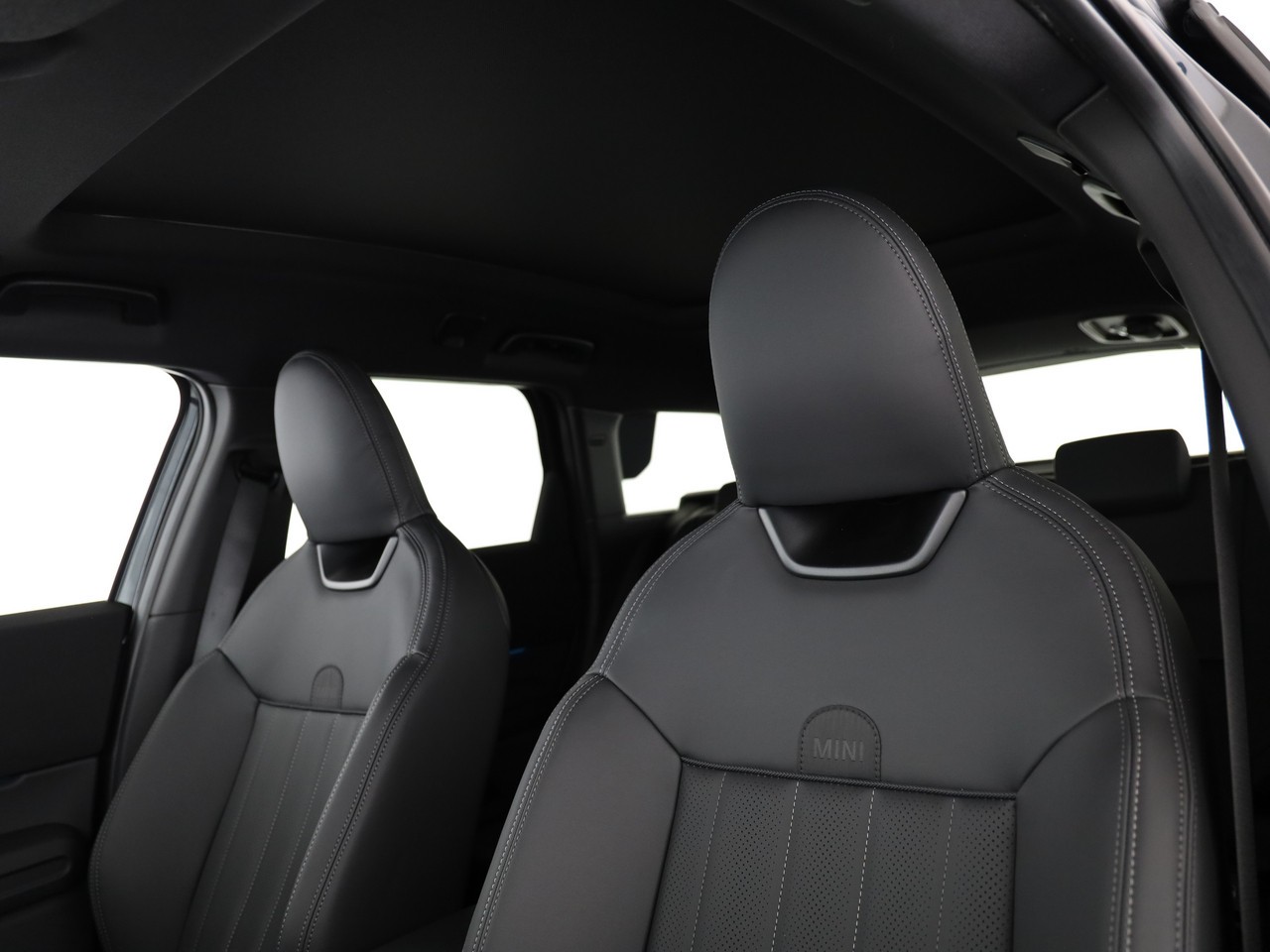 MINI Countryman John Cooper Works ALL4 Steptronic-image-11