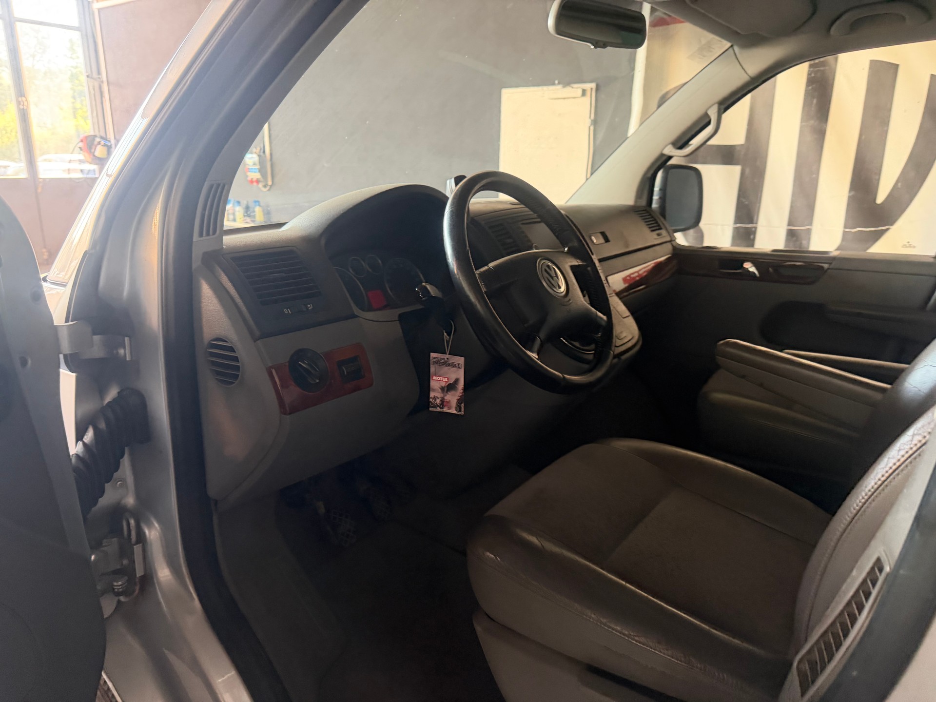 VW T5 Multivan Highline 2.5 TDI 4M-image-8