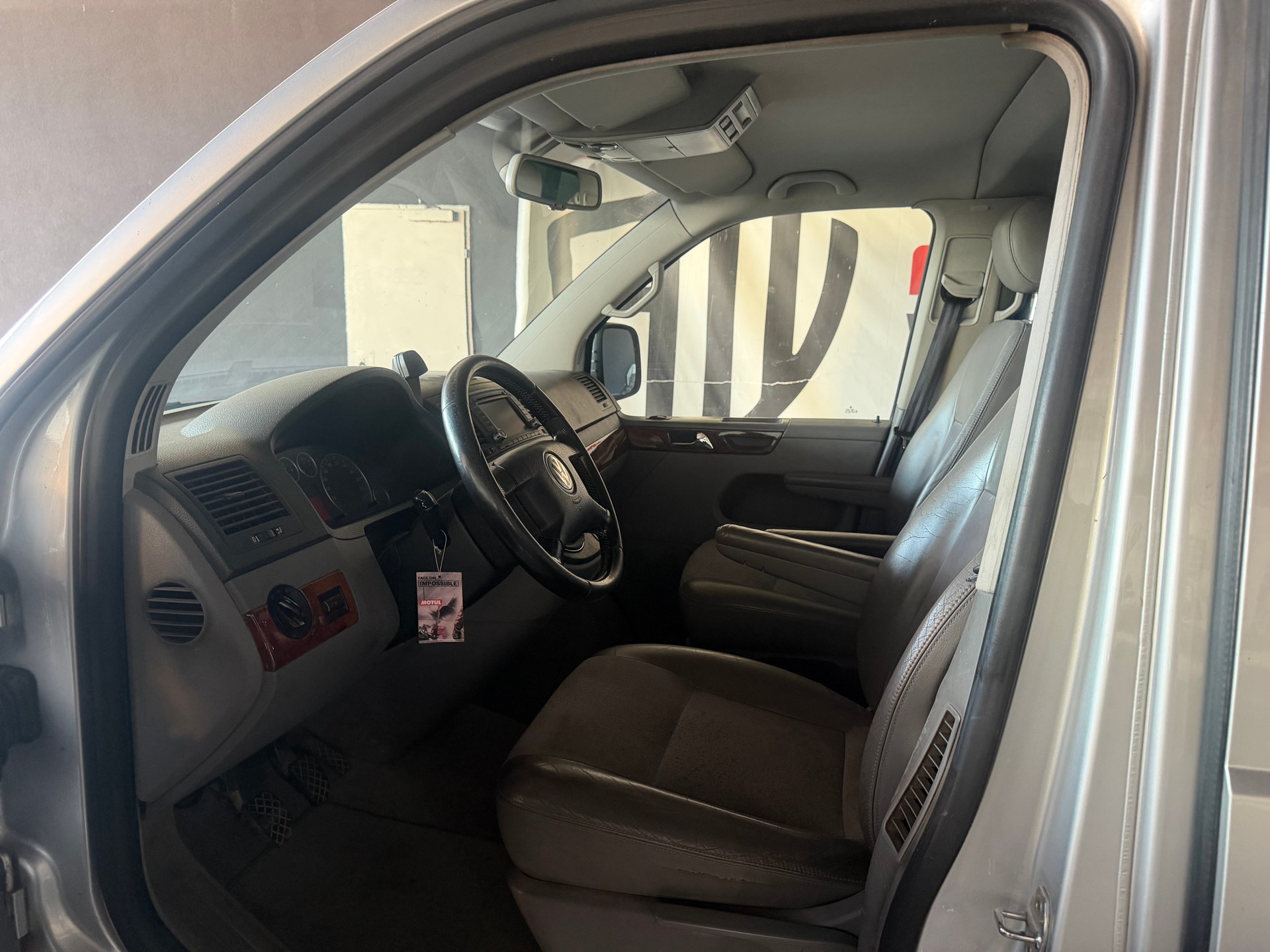 VW T5 Multivan Highline 2.5 TDI 4M-image-9
