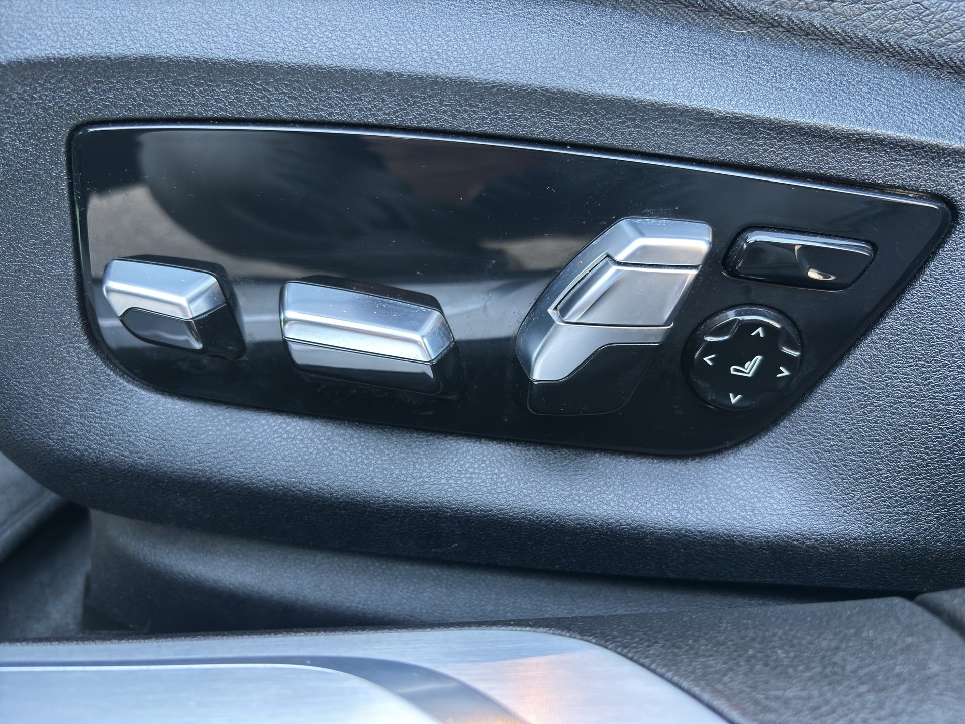 BMW 730d xDrive Steptronic-image-11