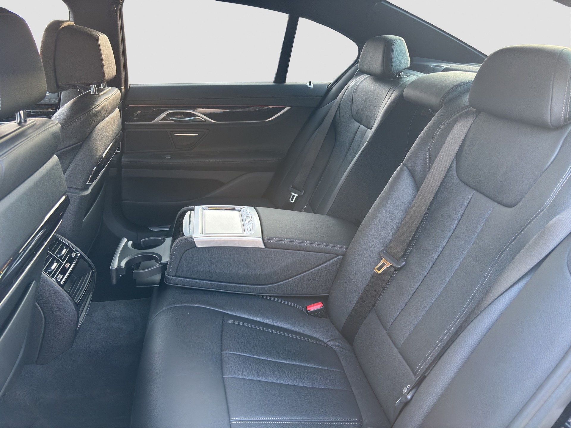 BMW 730d xDrive Steptronic-image-16