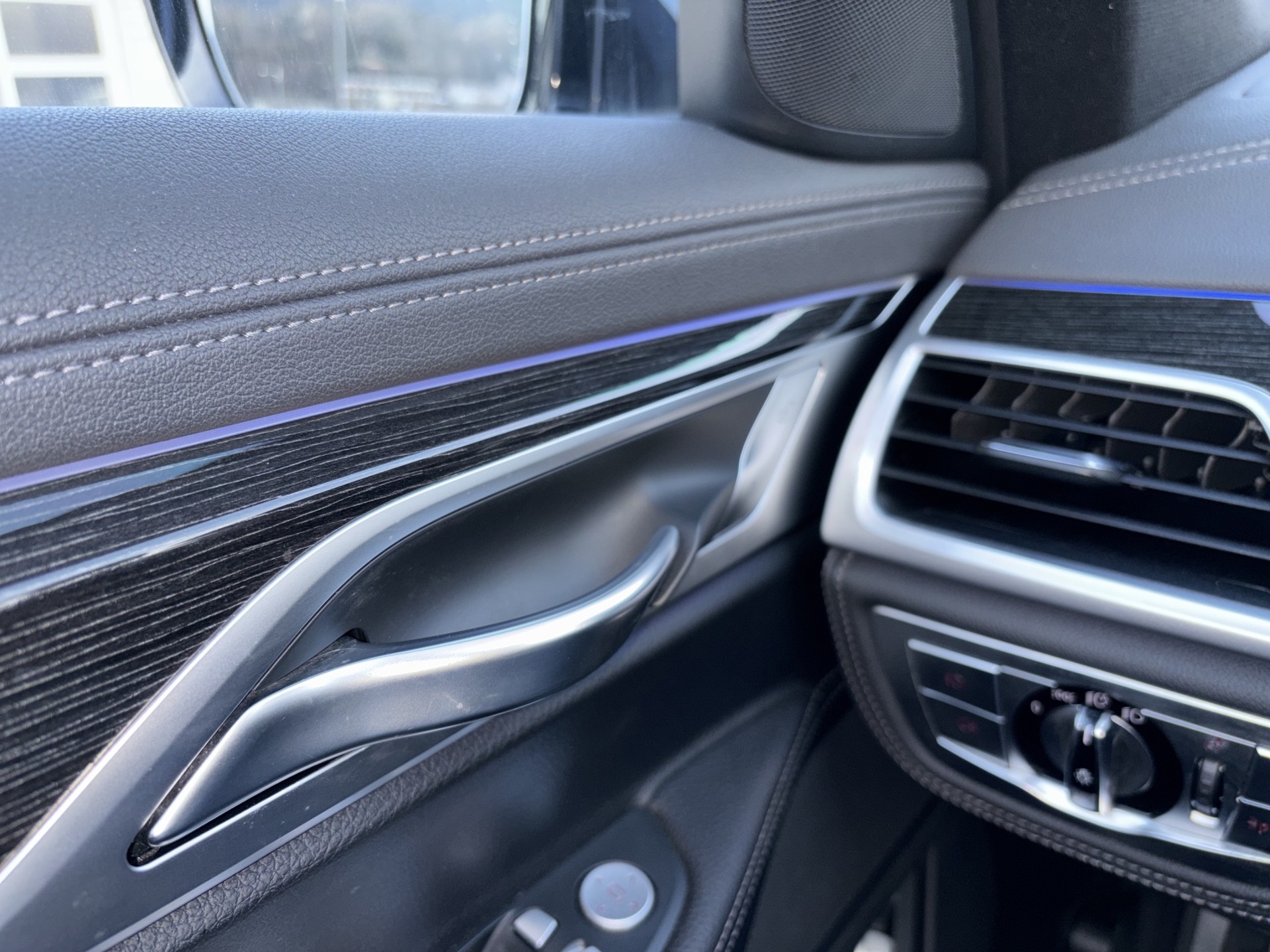 BMW 730d xDrive Steptronic-image-12
