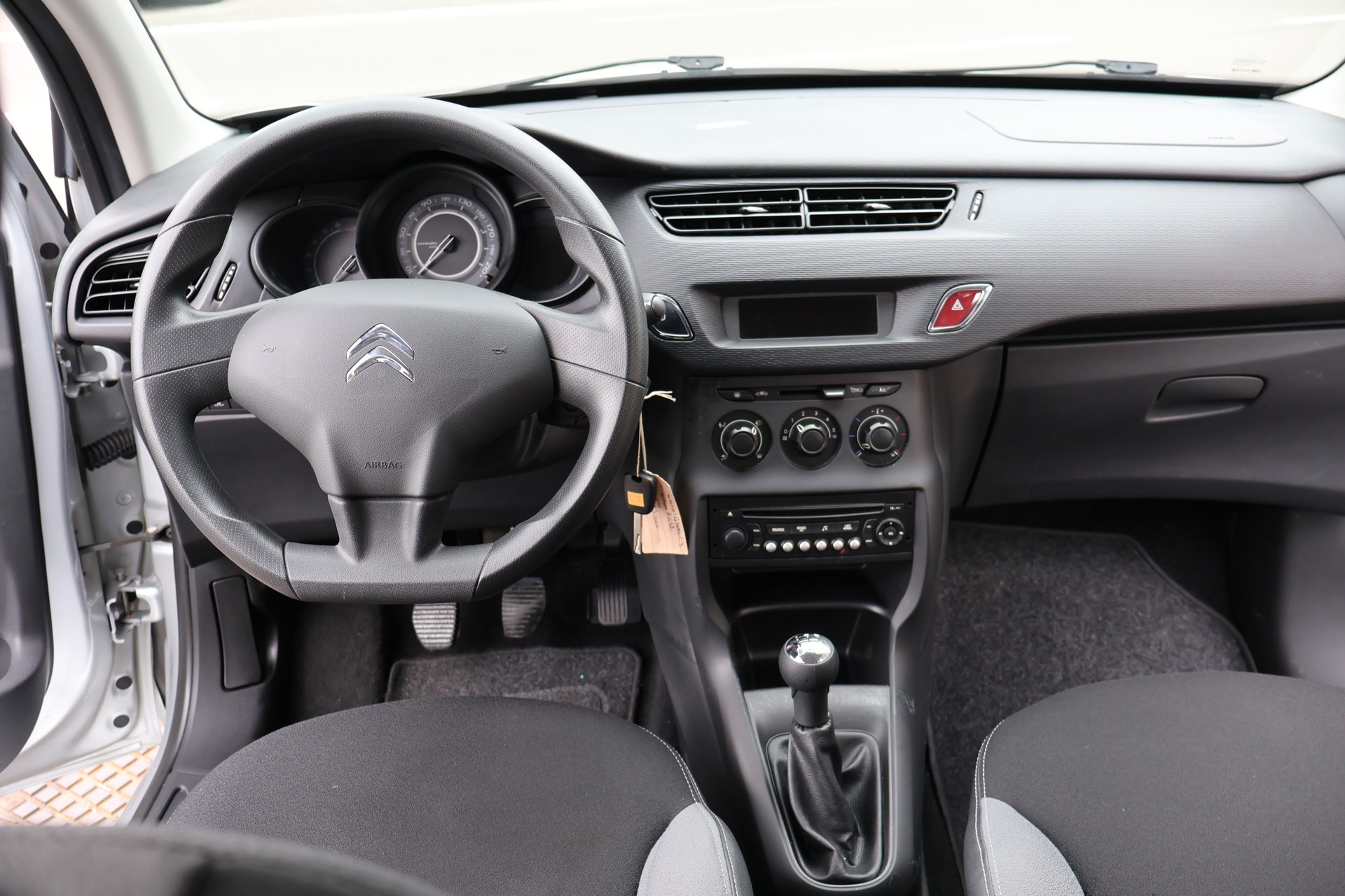 CITROEN C3 1.4i Attraction Pack-image-14