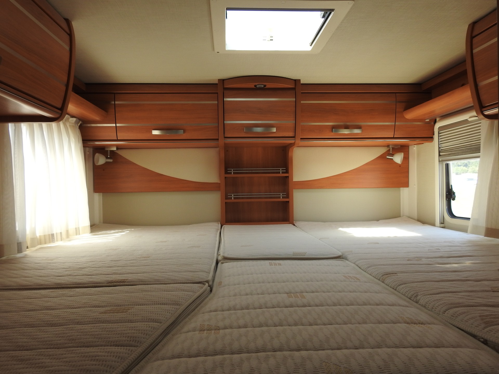 MERCEDES-BENZ Hymer MLT 580-image-23
