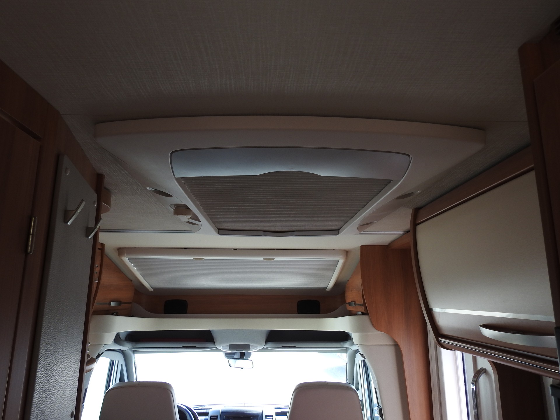 MERCEDES-BENZ Hymer MLT 580-image-24
