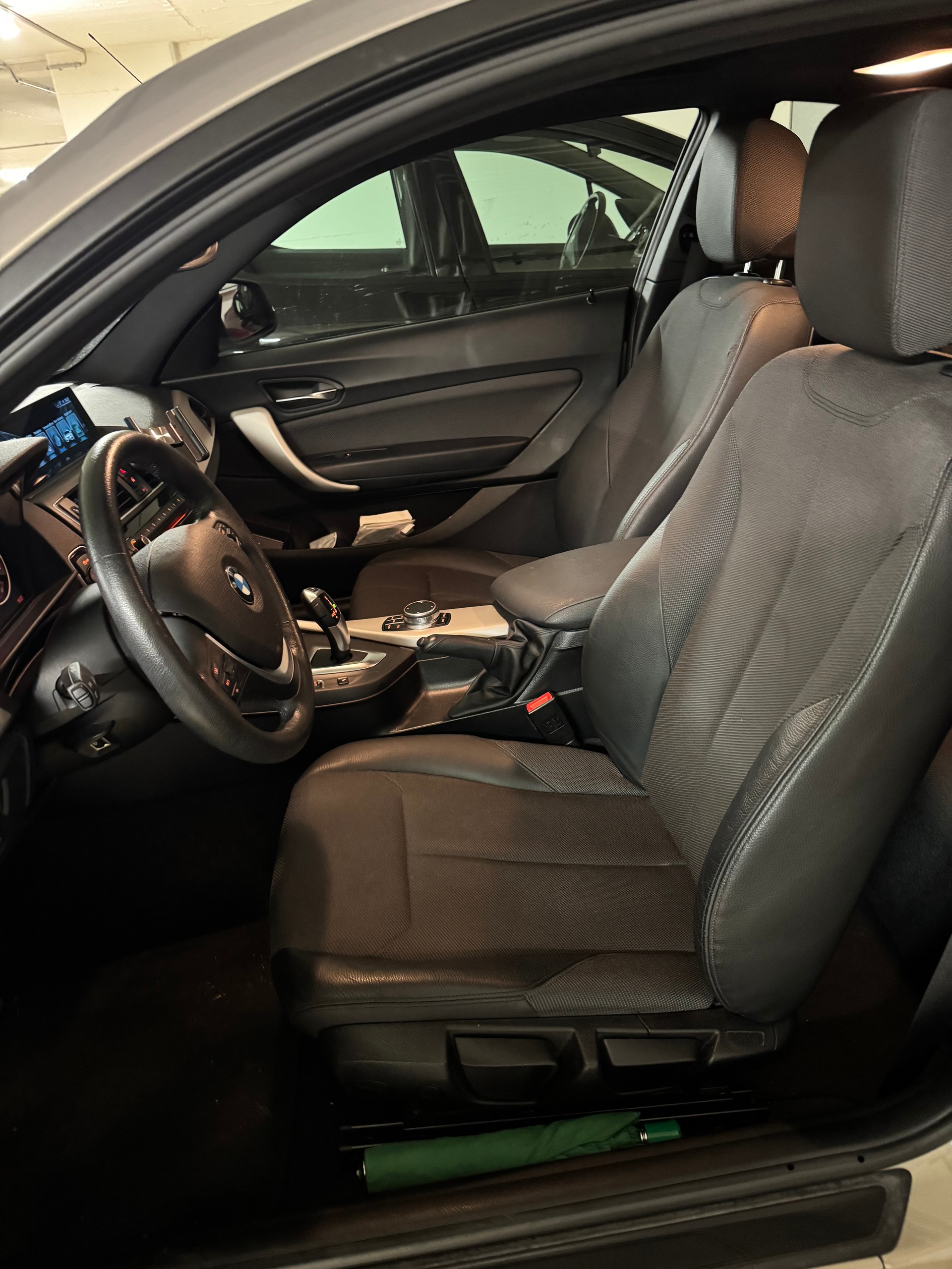 BMW 220i SAG Sport Line Steptronic-image-7