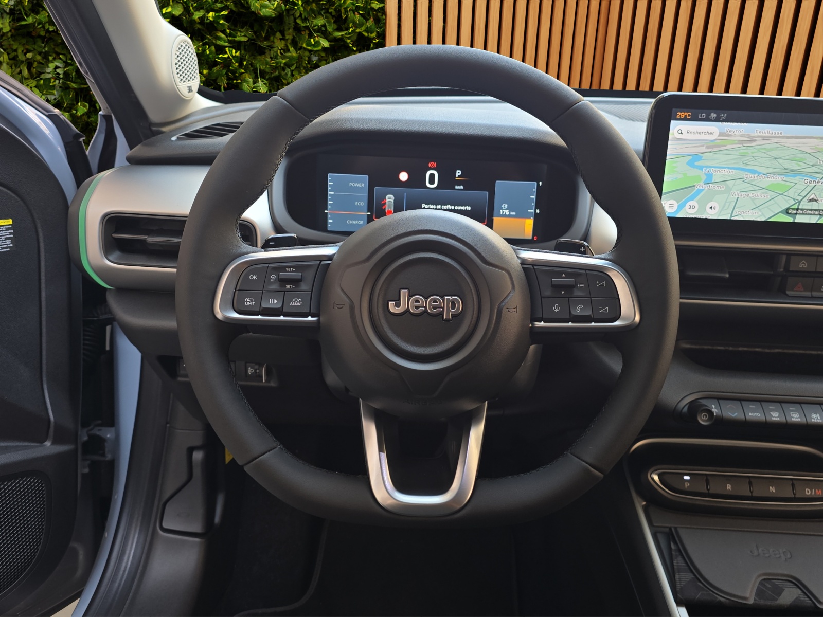 JEEP Avenger 1.2 Turbo MHEV Summit-image-9