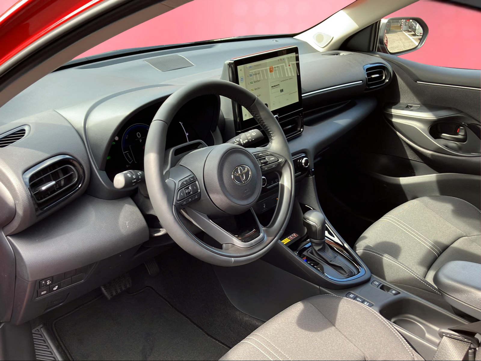 TOYOTA Yaris 1.5 VVT-i HSD Trend-image-4
