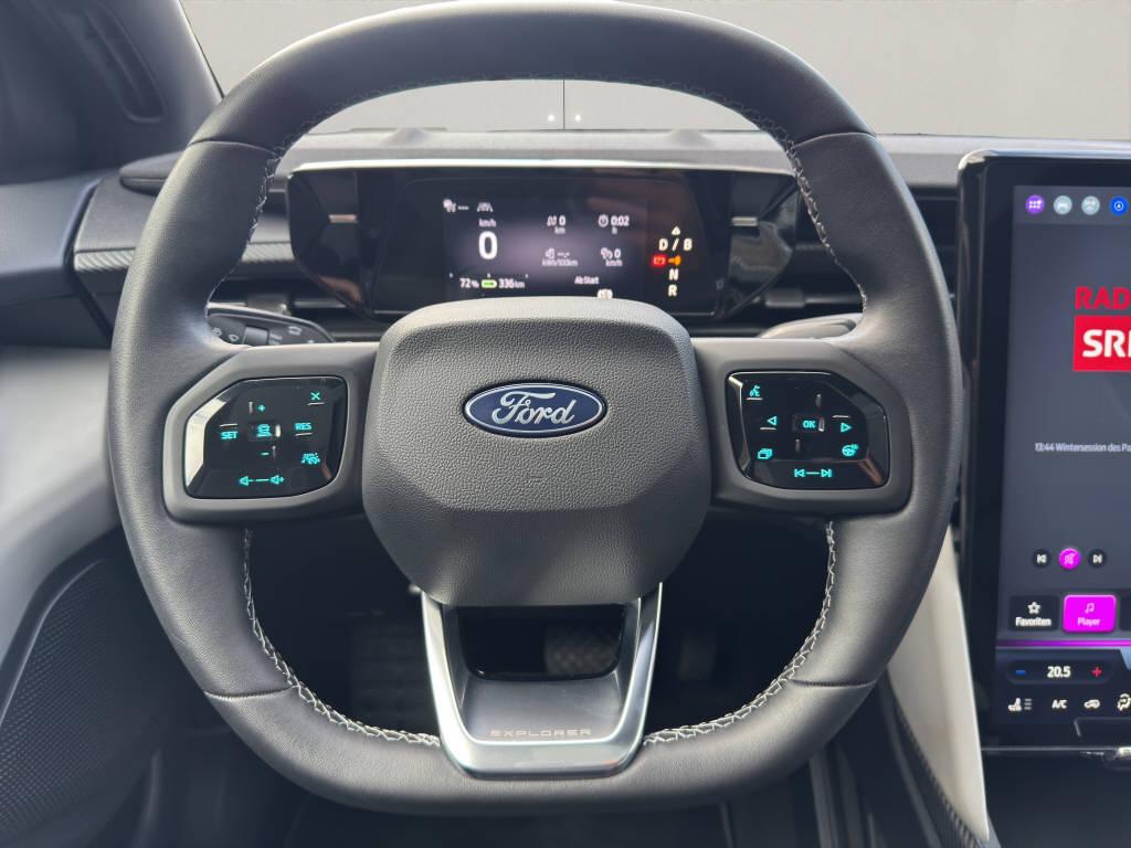 FORD Explorer Extended Range Premium AWD-image-12