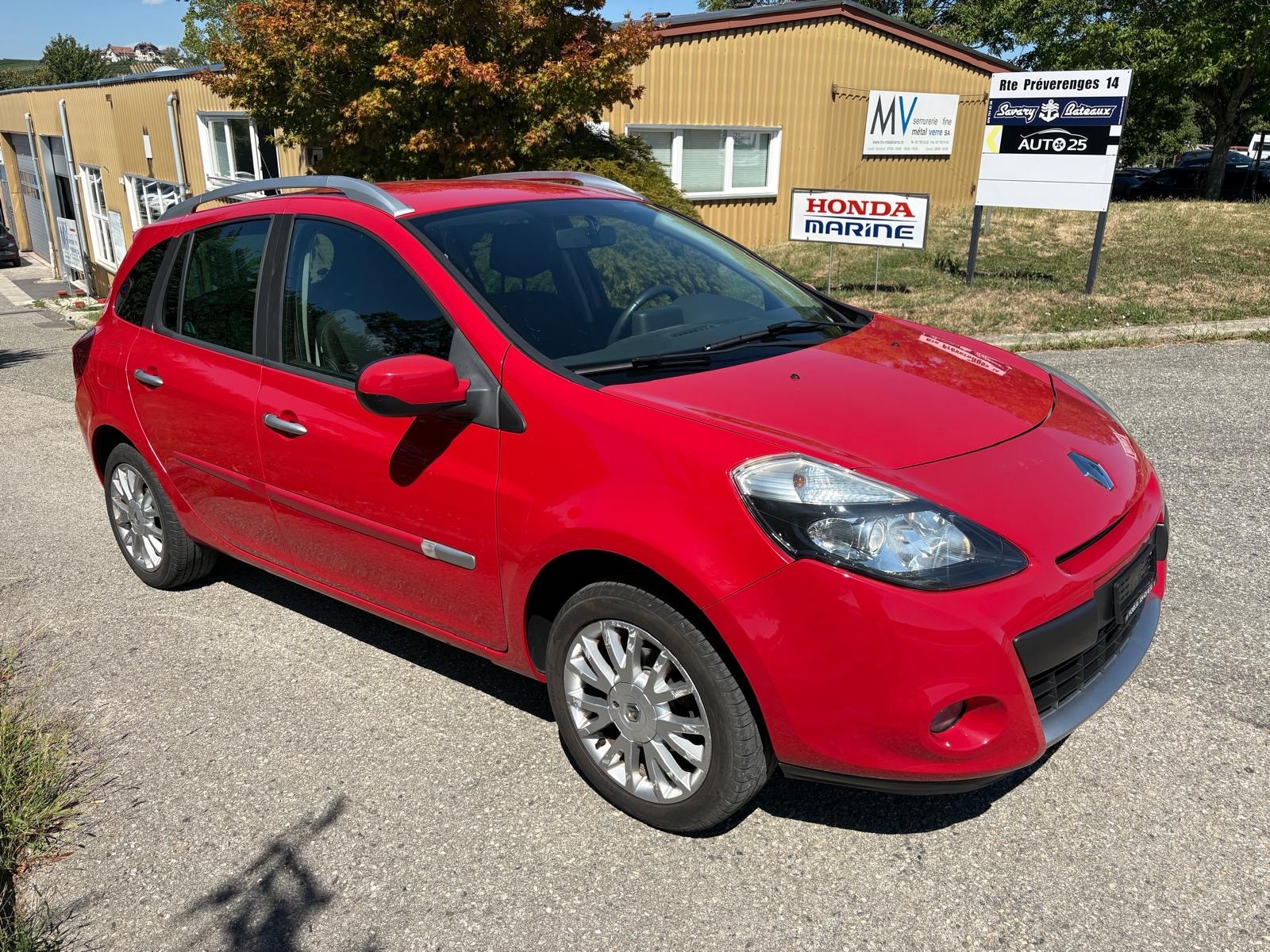 RENAULT Clio Grandtour 1.2 16V Turbo Expression-image-0