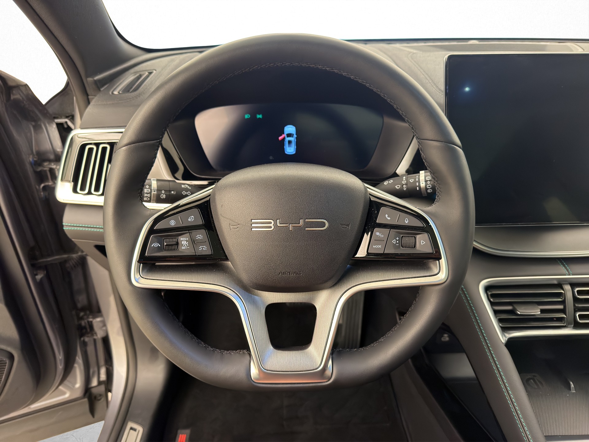 BYD Seal U DM-i Design AWD-image-9