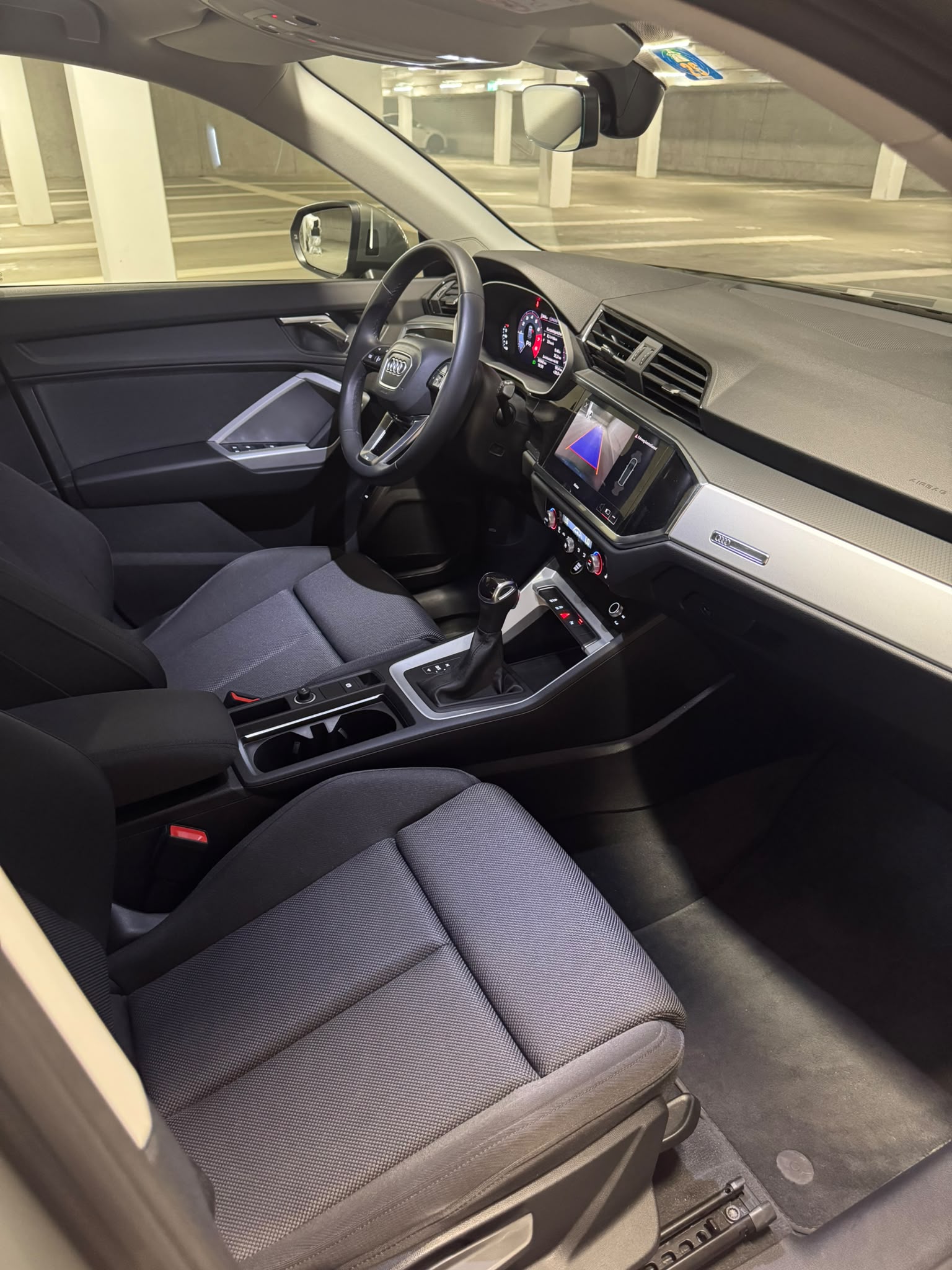 AUDI Q3 Sportback 35 TFSI Attraction S-tronic-image-7