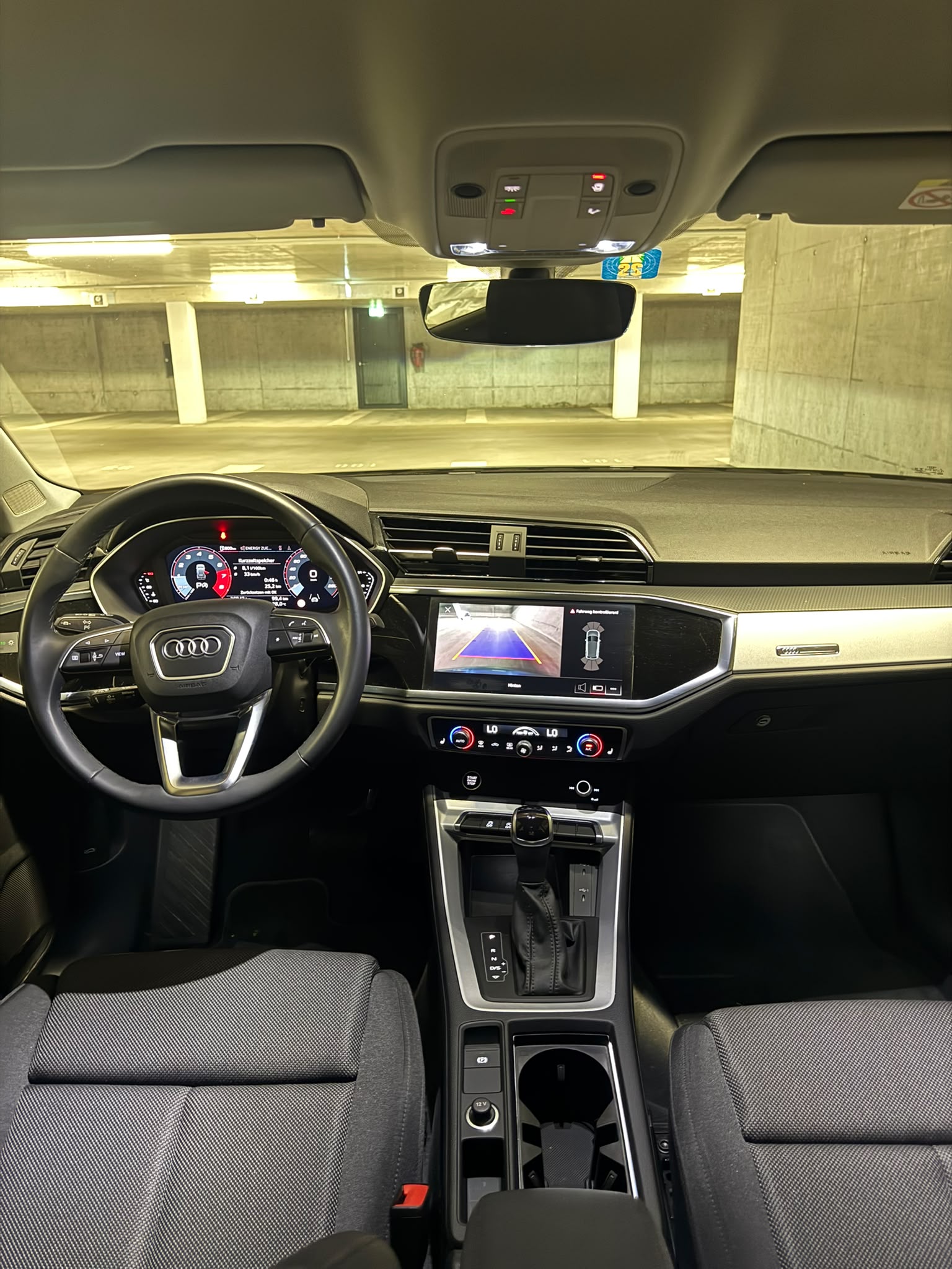 AUDI Q3 Sportback 35 TFSI Attraction S-tronic-image-8