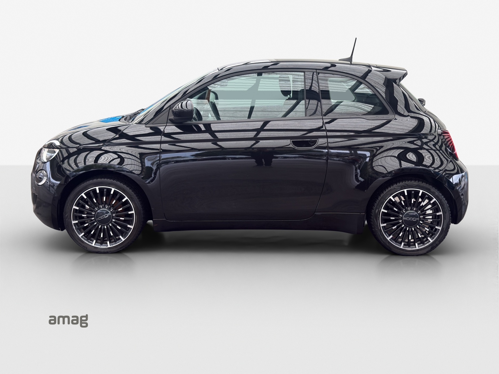FIAT 500 electric 87 kW Icon-image-1