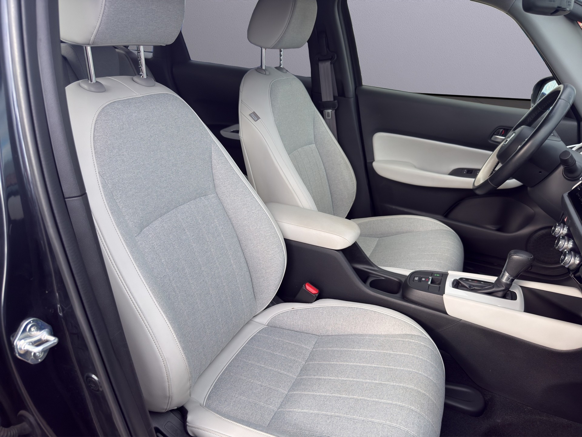 HONDA Jazz 1.5 i-MMD Executive-image-14