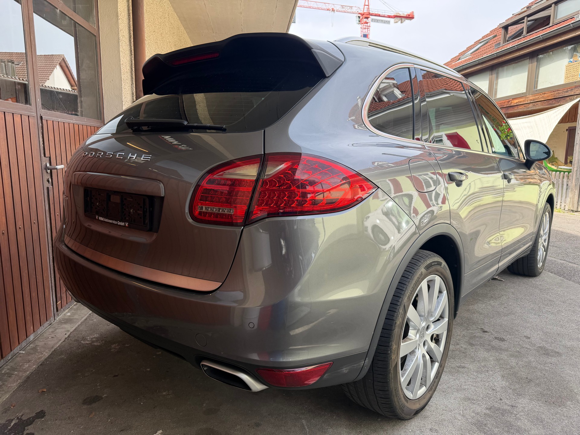 PORSCHE Cayenne S Diesel-image-3