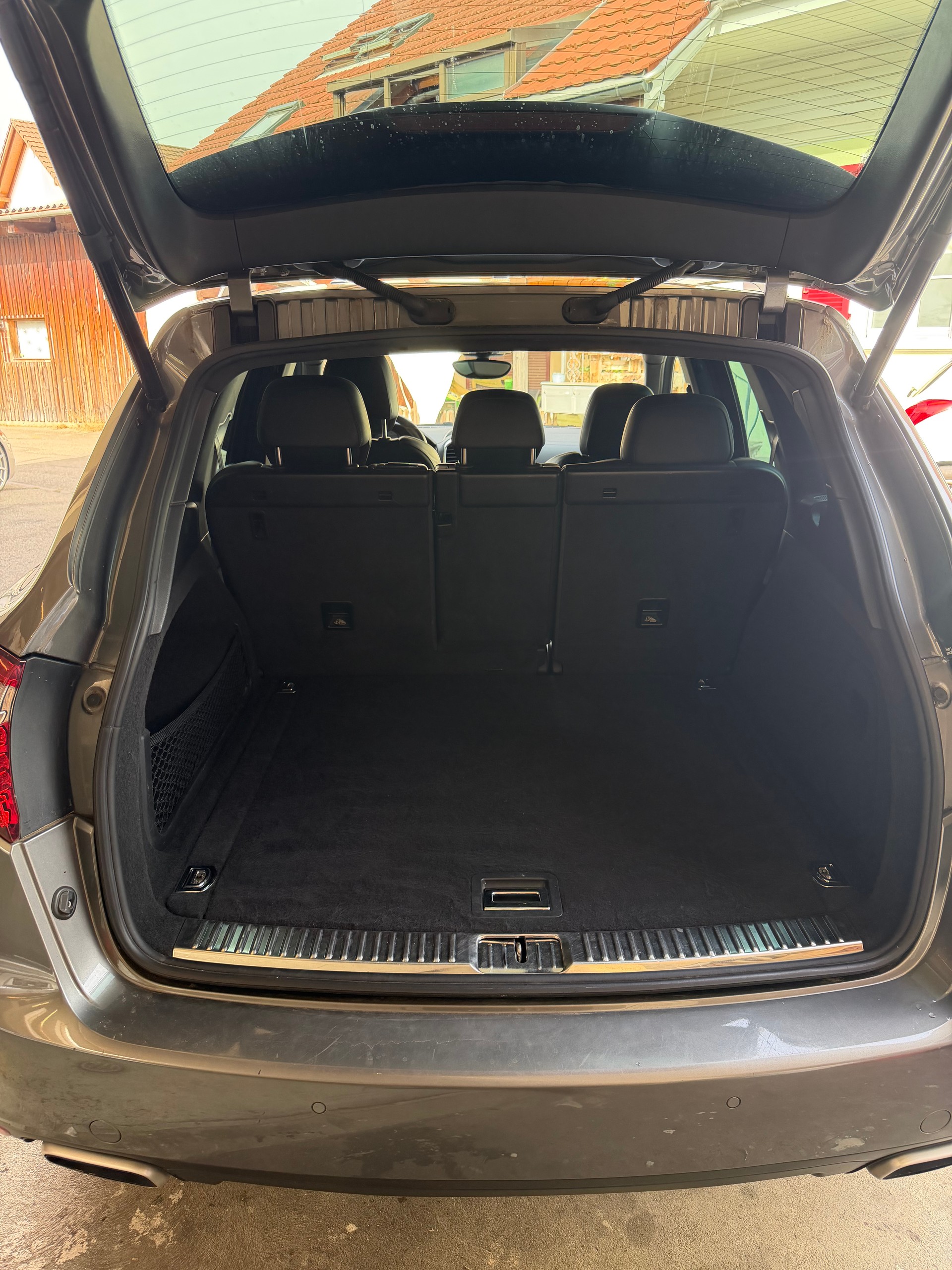 PORSCHE Cayenne S Diesel-image-10
