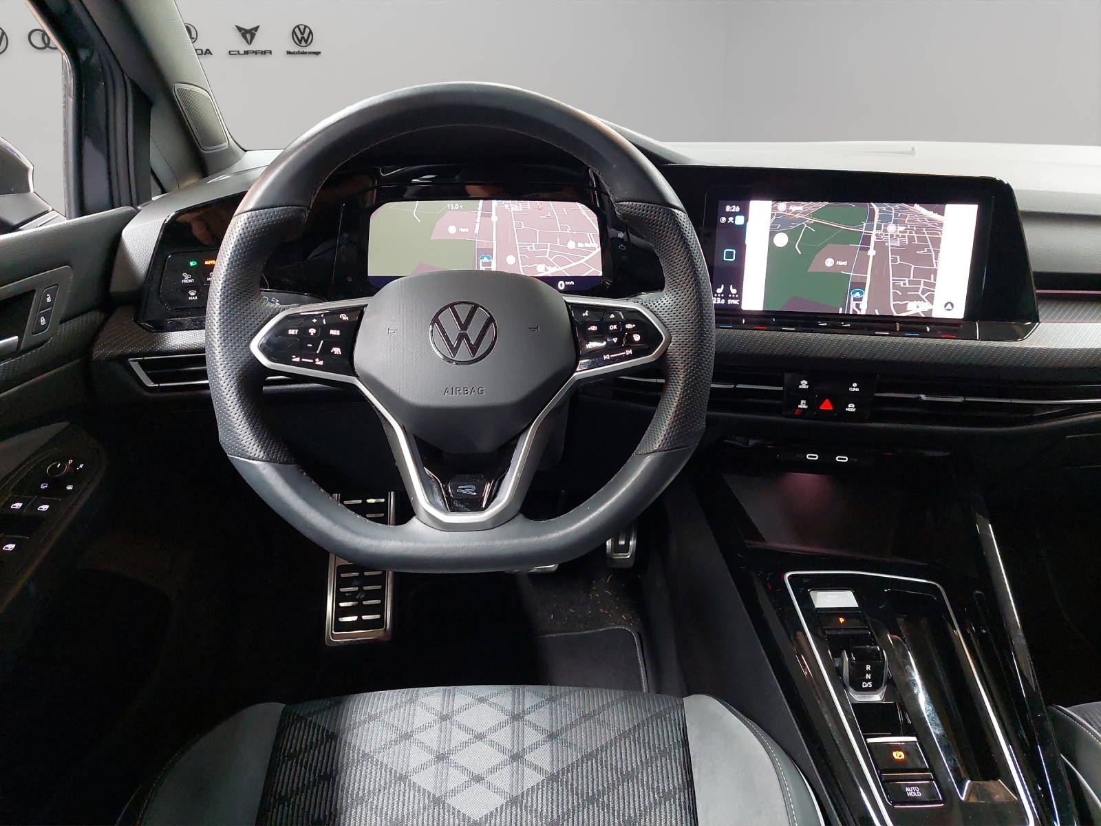 VW Golf Variant 2.0 TSI R-Line DSG 4Motion-image-6