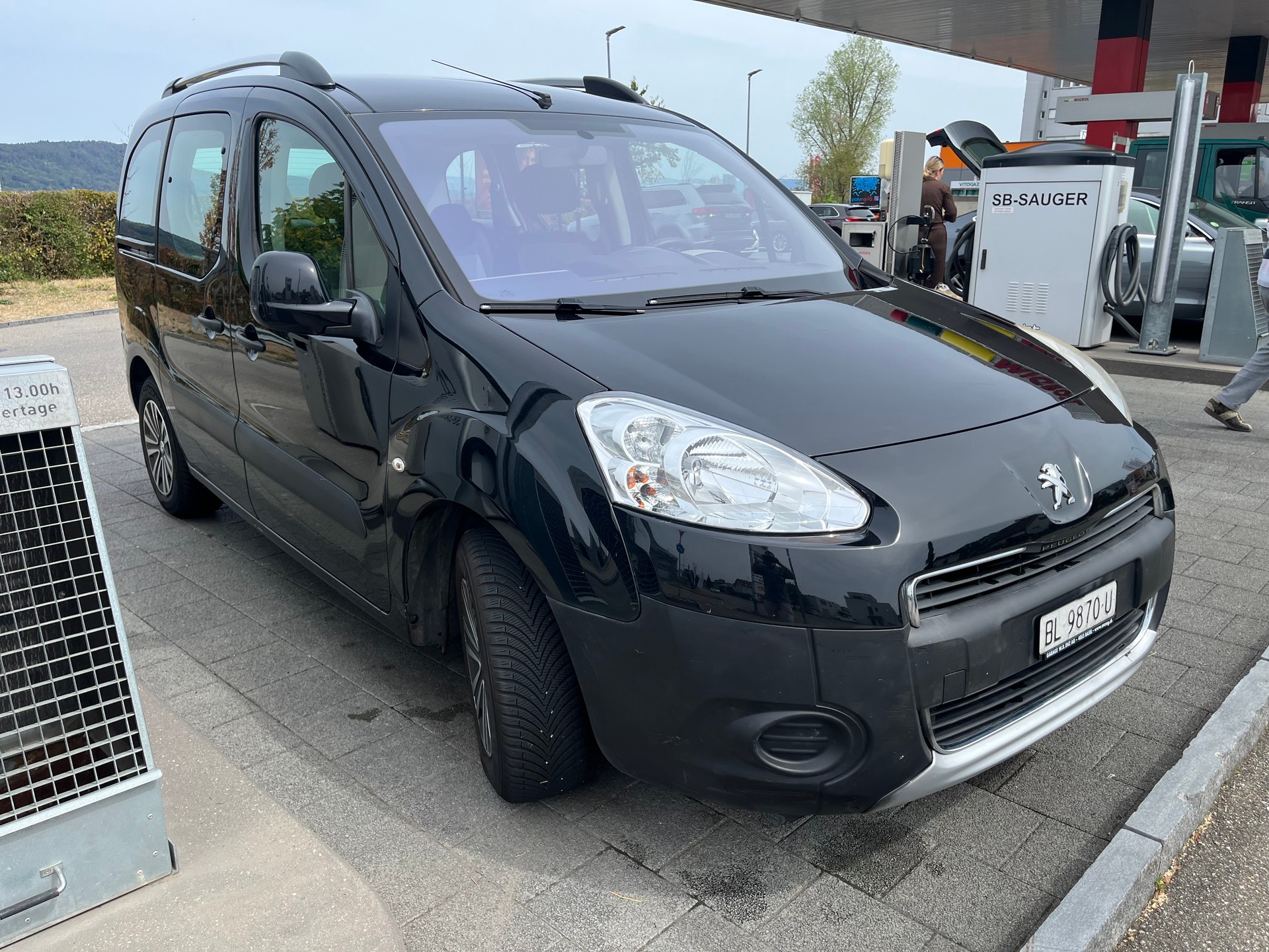 PEUGEOT Partner 1.6 e-HDI Family-image-0