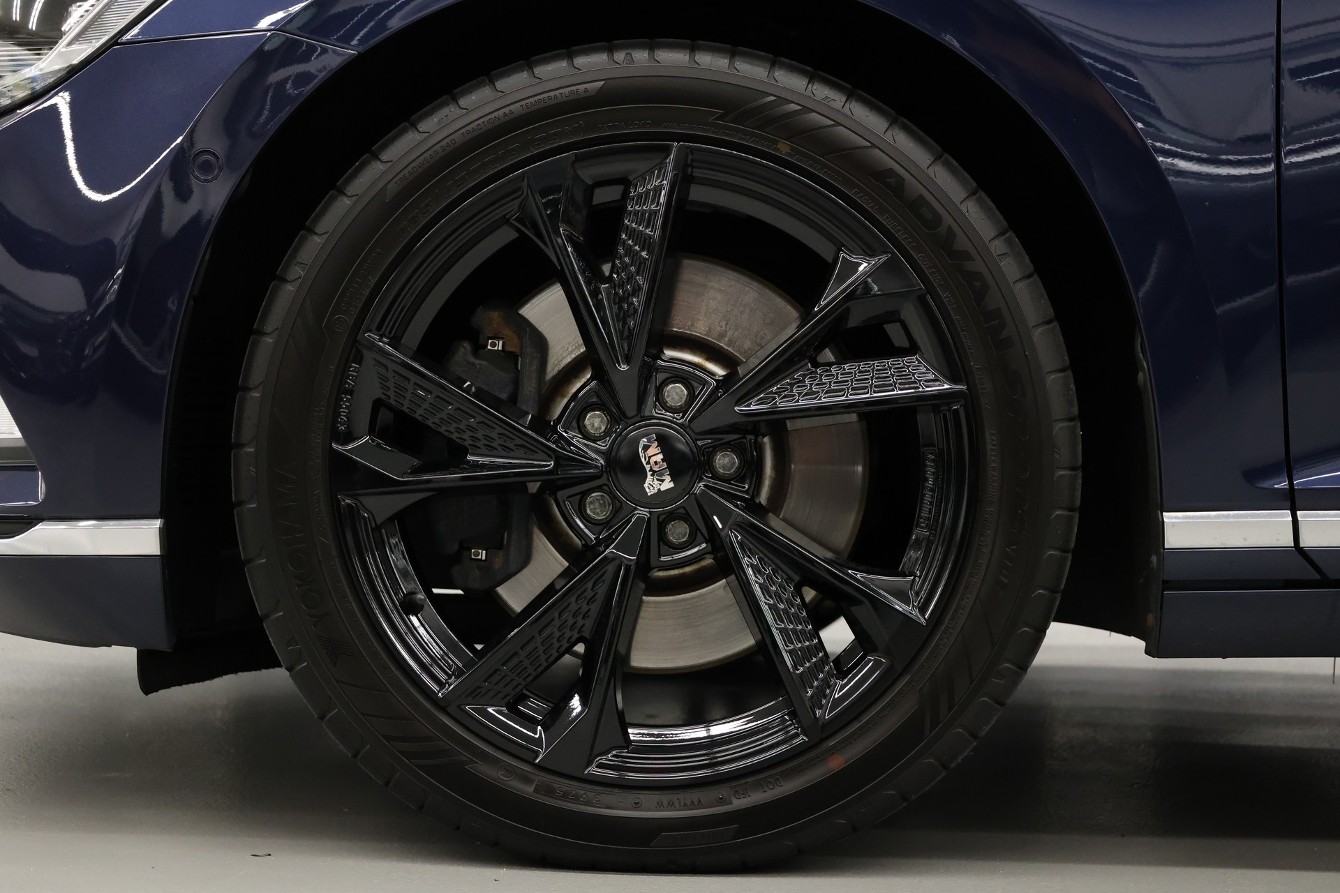 VW Passat Variant 2.0 TSI Highline DSG 4m-image-12