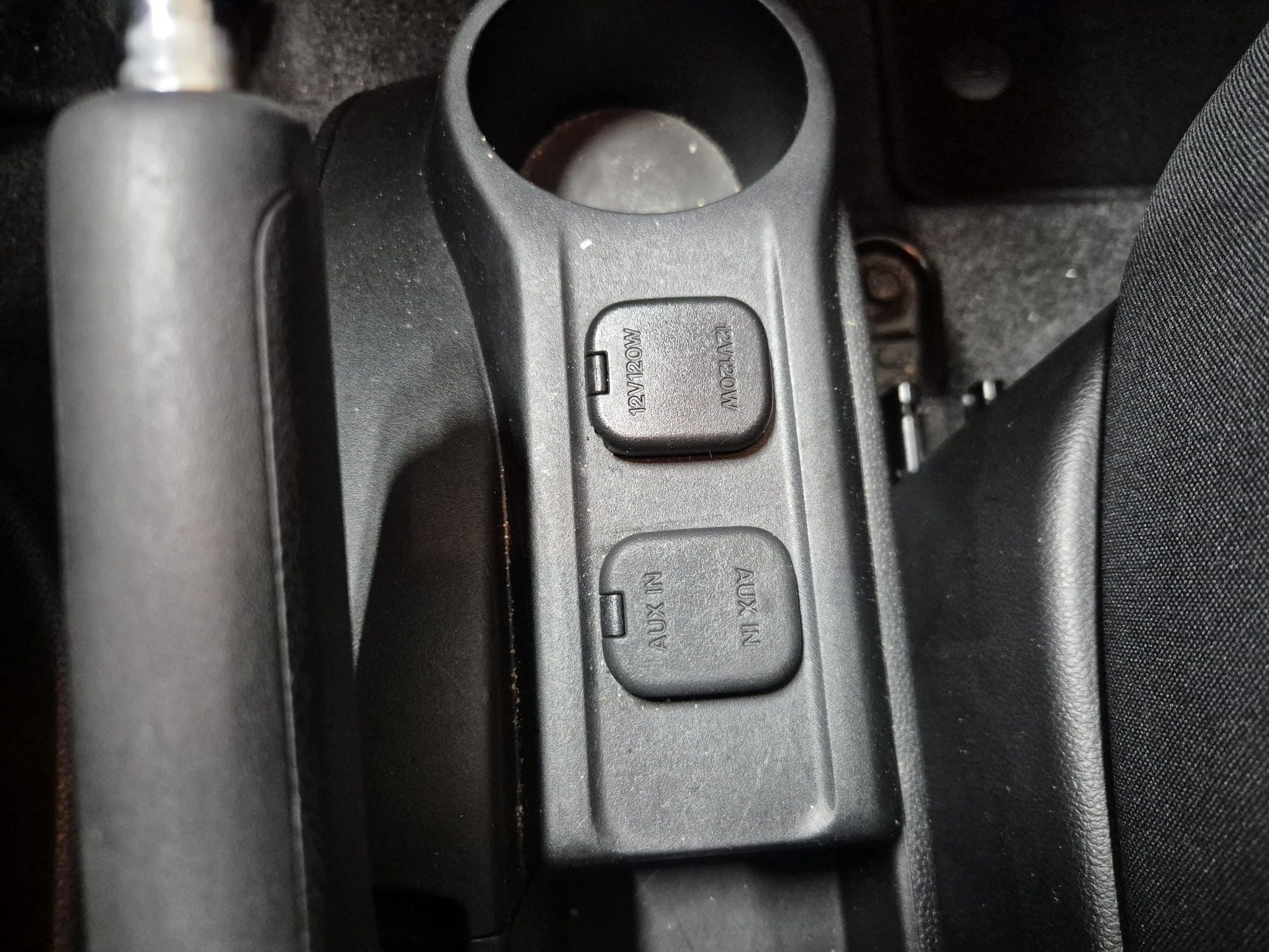 MAZDA 2 1.5i 16V Sport-image-5