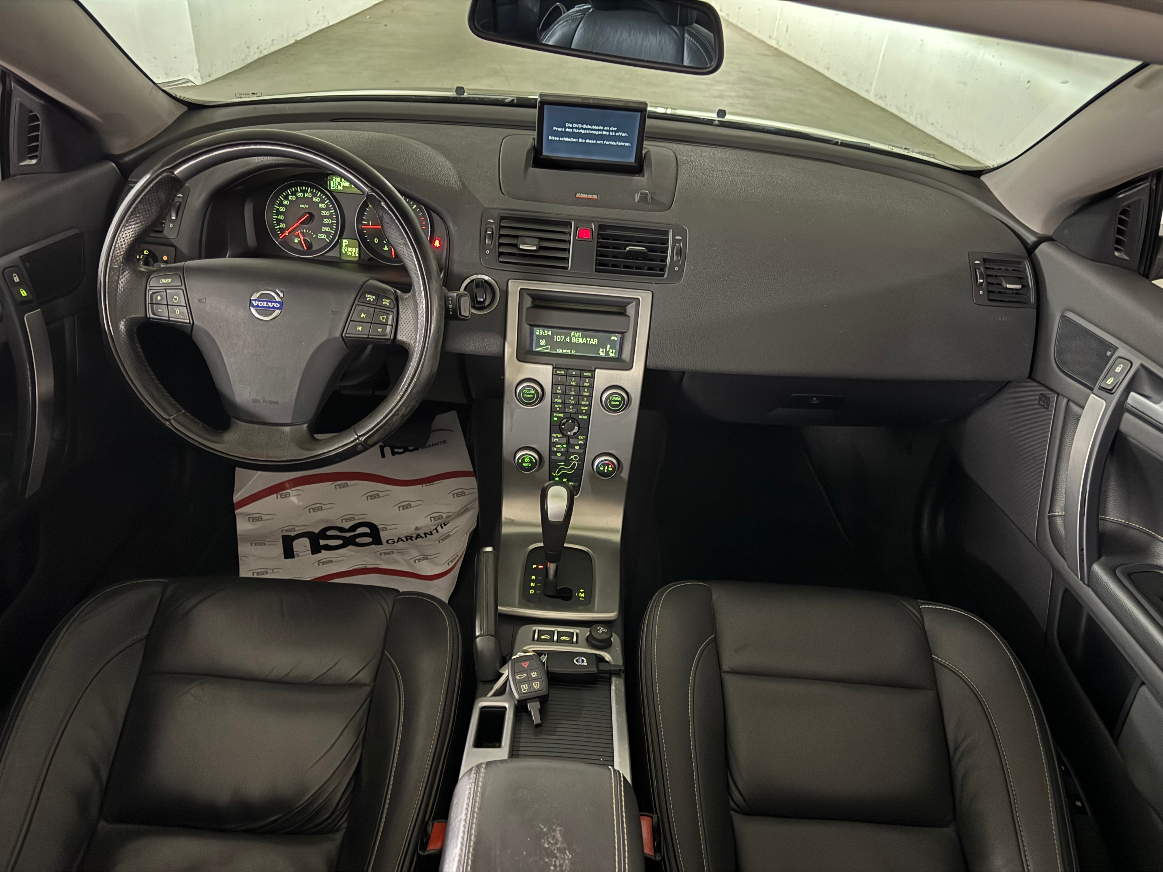 VOLVO C70 2.0D Summum Powershift 1-Hand — slika 10