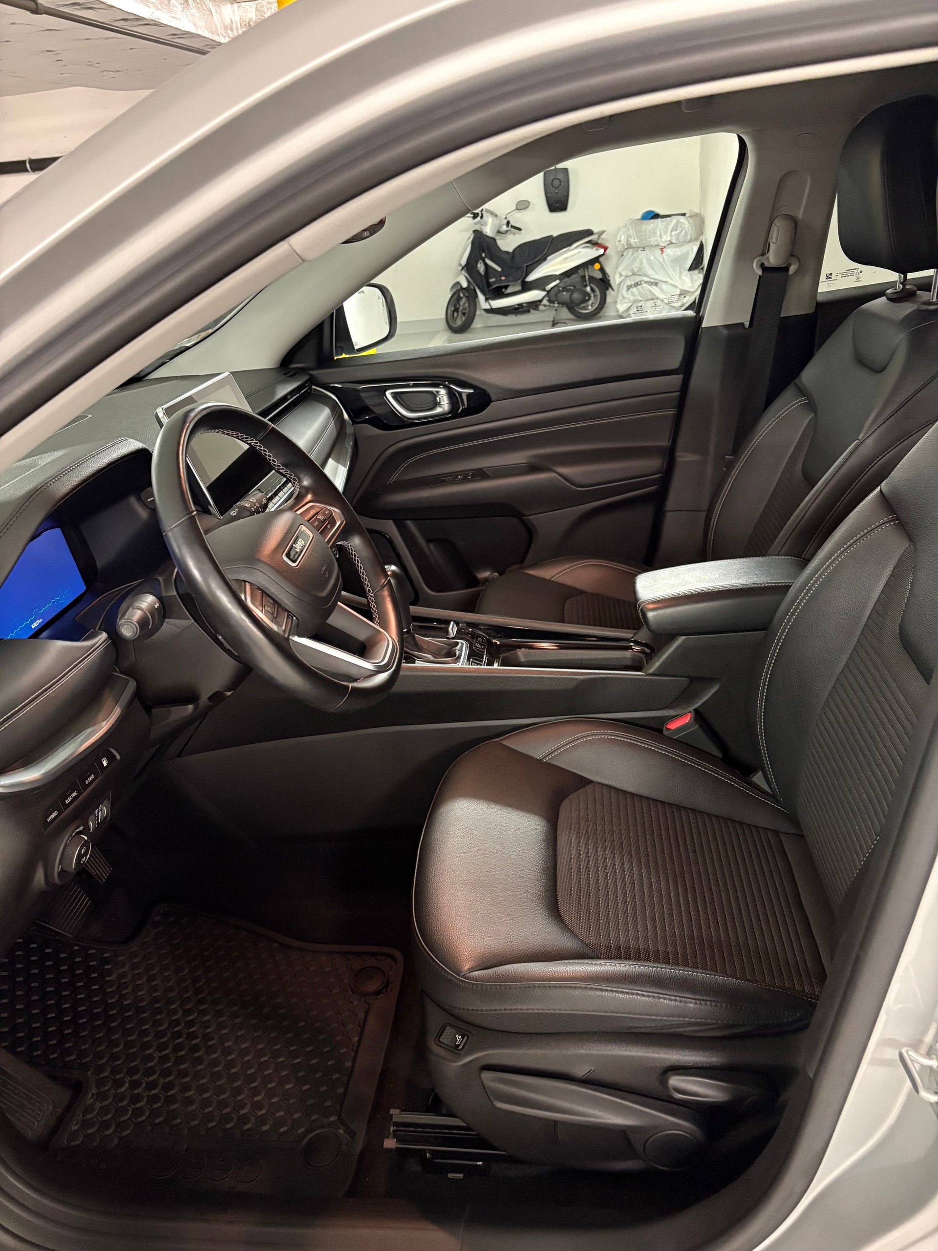 JEEP 1.3 Limited 4xe-image-3
