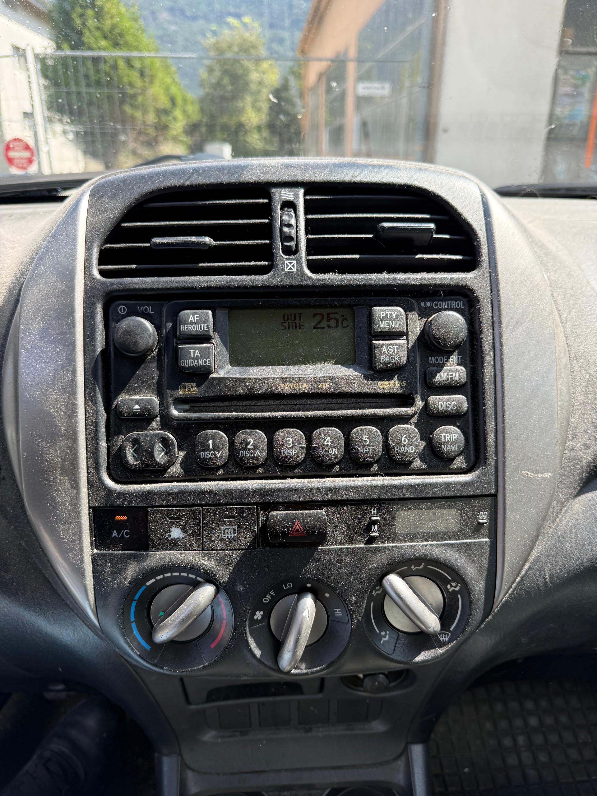 TOYOTA RAV-4 2.0 16V Linea Luna-image-10