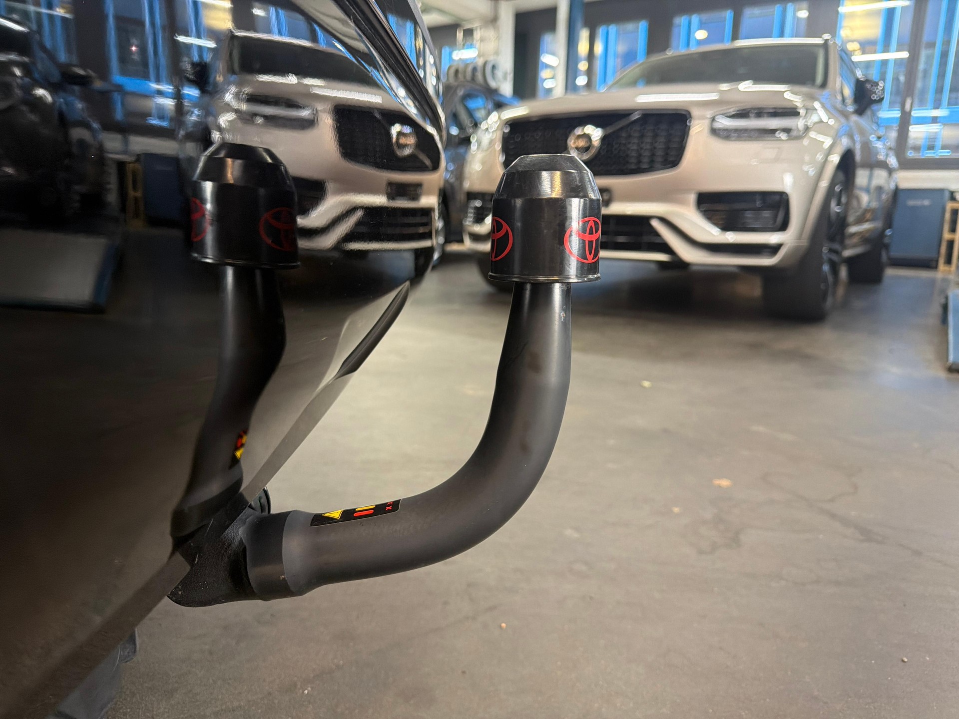 TOYOTA RAV4 2.5 HEV Black Edition-image-14