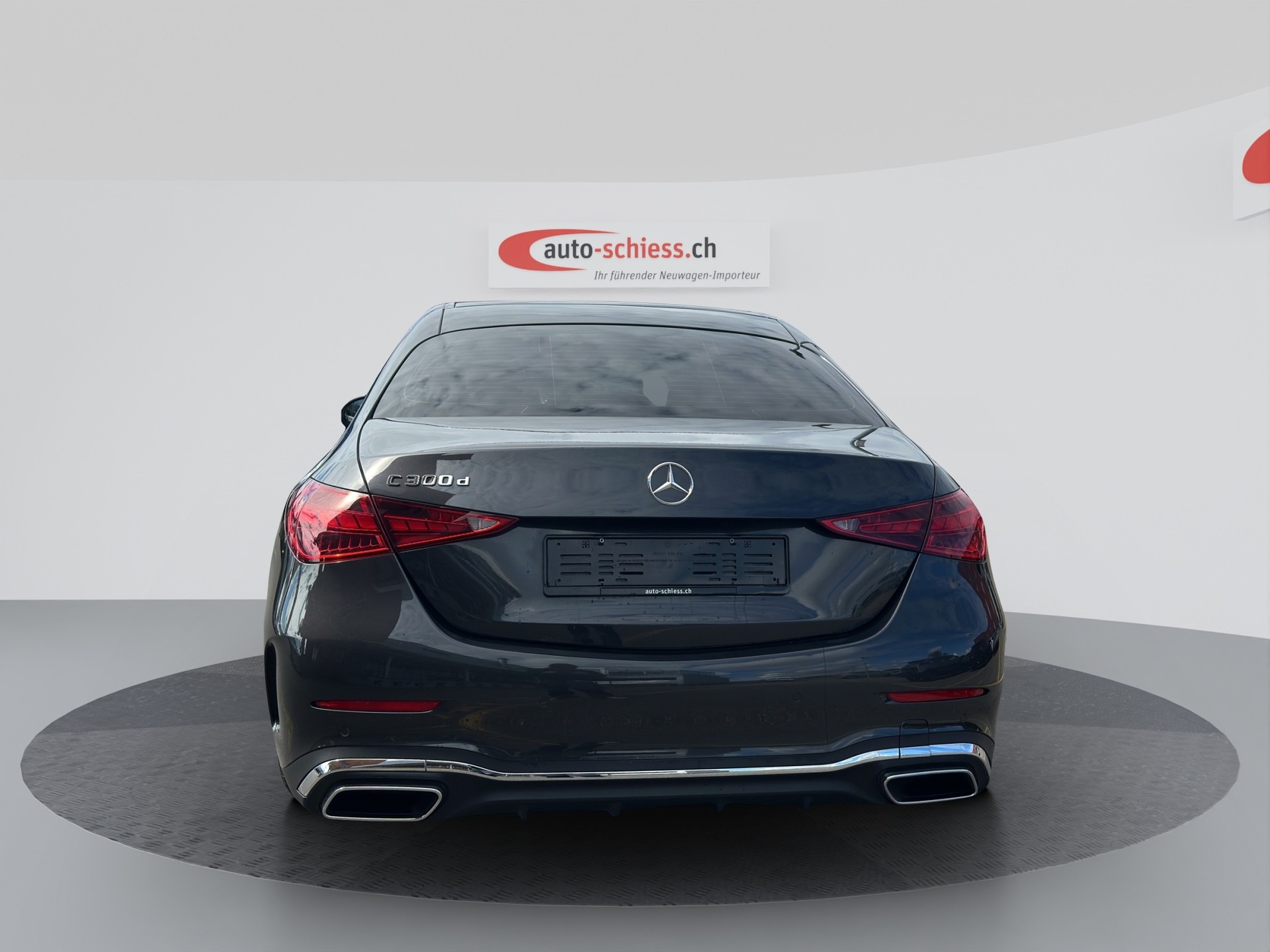 MERCEDES-BENZ C 300 d AMG Line-image-3