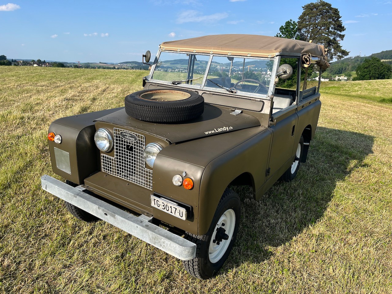 LAND ROVER 88 Serie 2a-image-10