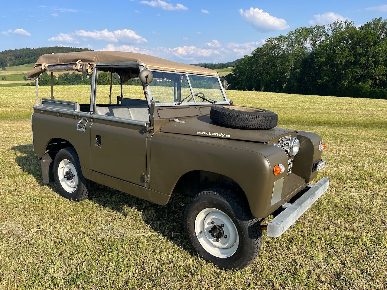 LAND ROVER 88 Serie 2a-image-11