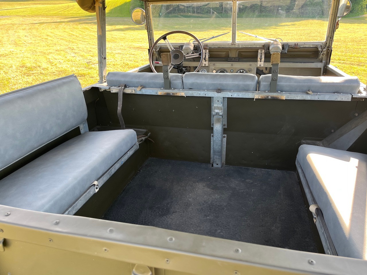 LAND ROVER 88 Serie 2a-image-7