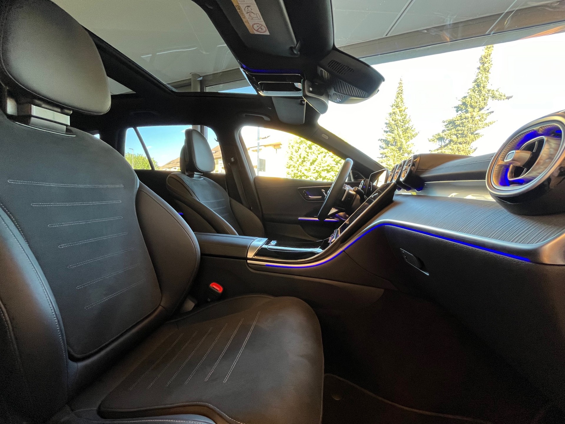MERCEDES-BENZ C 220 d 4Matic T Swiss Star-image-8