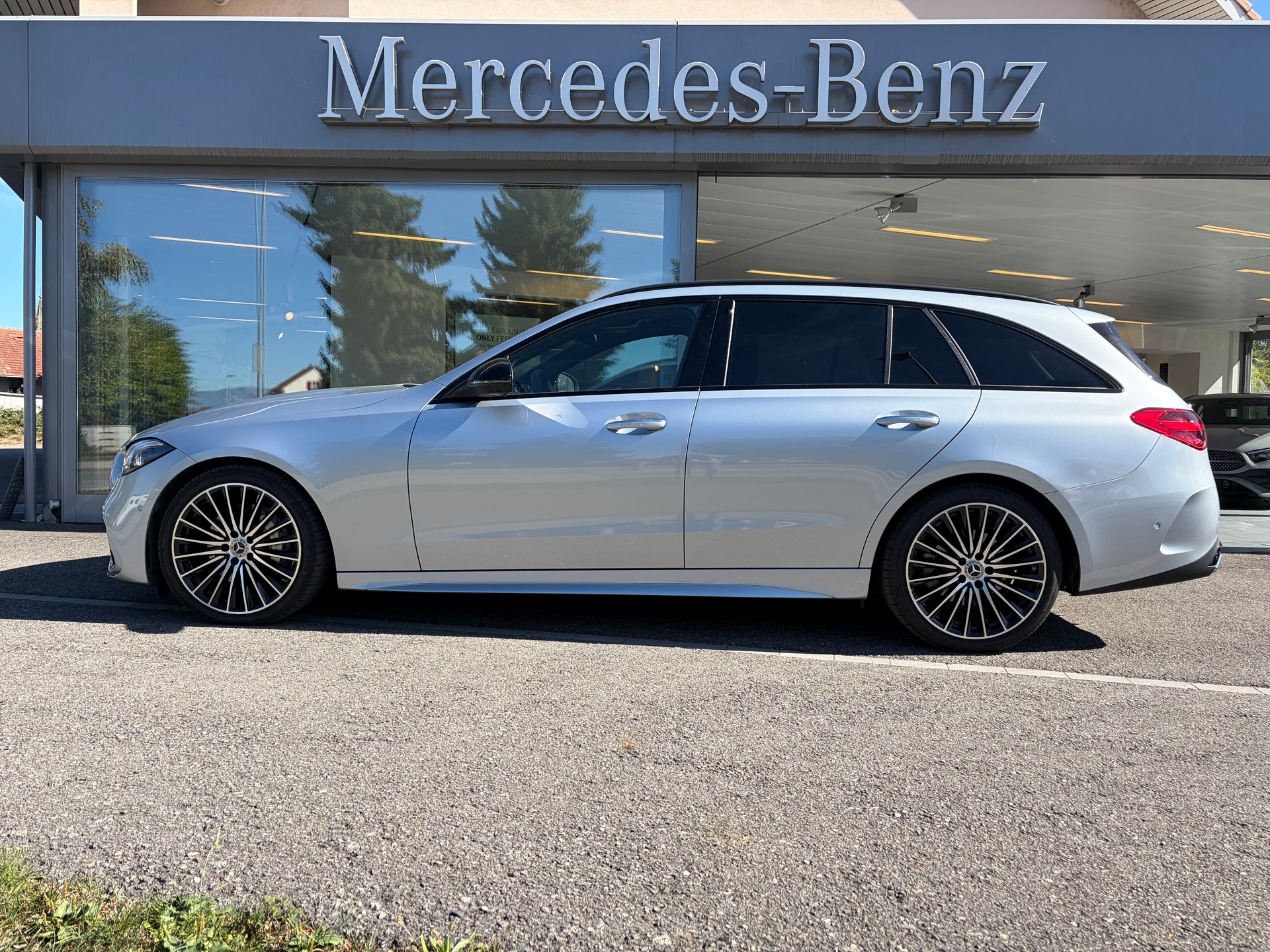 MERCEDES-BENZ C 220 d 4Matic T Swiss Star-image-1