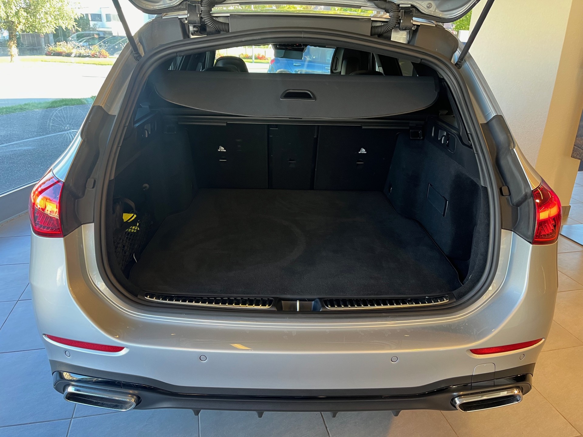 MERCEDES-BENZ C 220 d 4Matic T Swiss Star-image-6