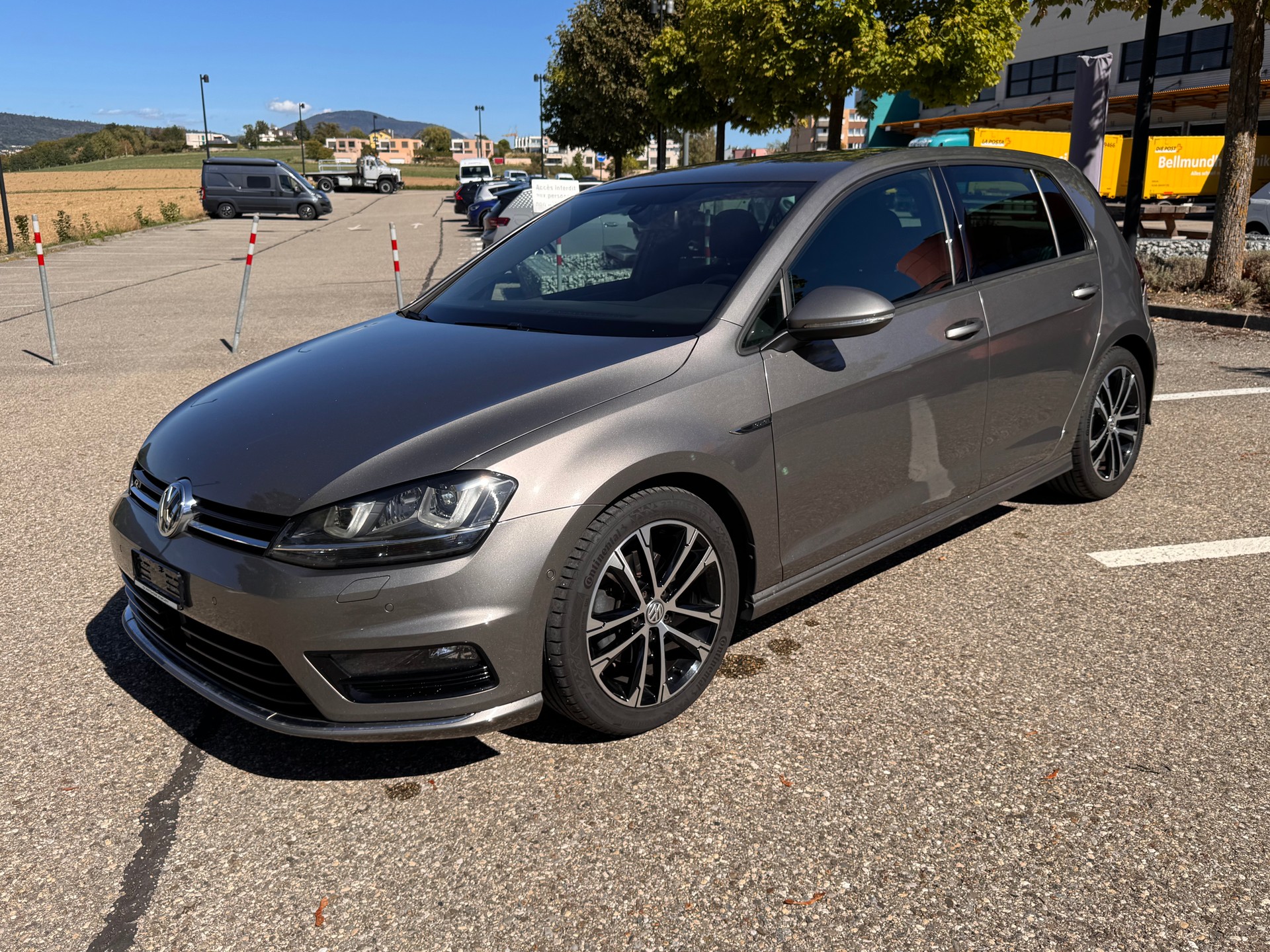 VW 1.4 TSI ACT Lounge R-Line DSG-image-2
