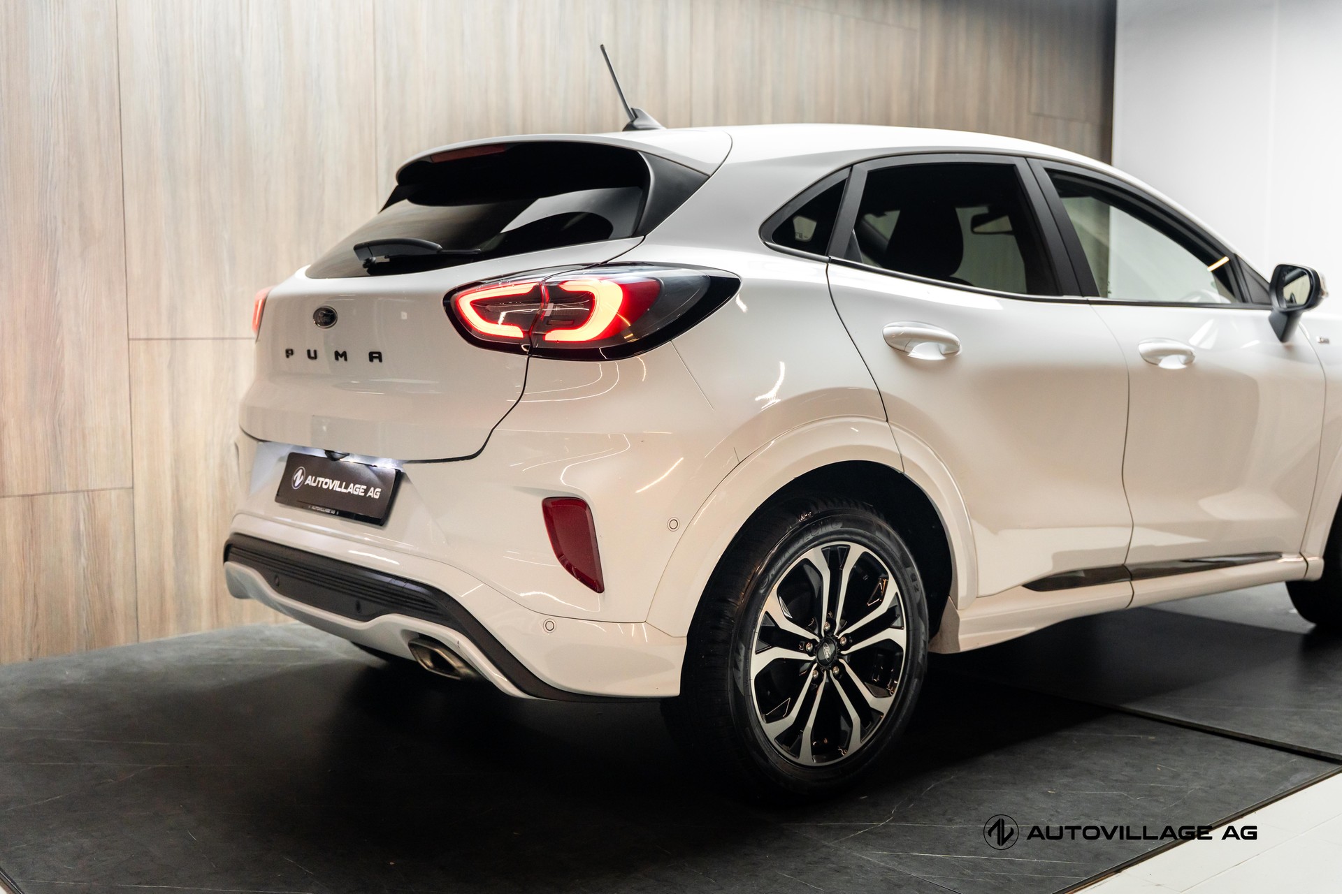 FORD Puma 1.0 MHEV ST-Line Automat-image-25