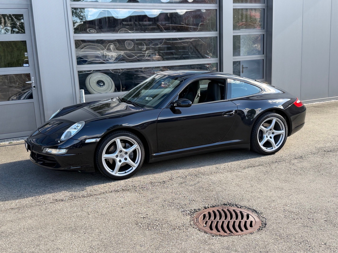 PORSCHE Carrera-image-0