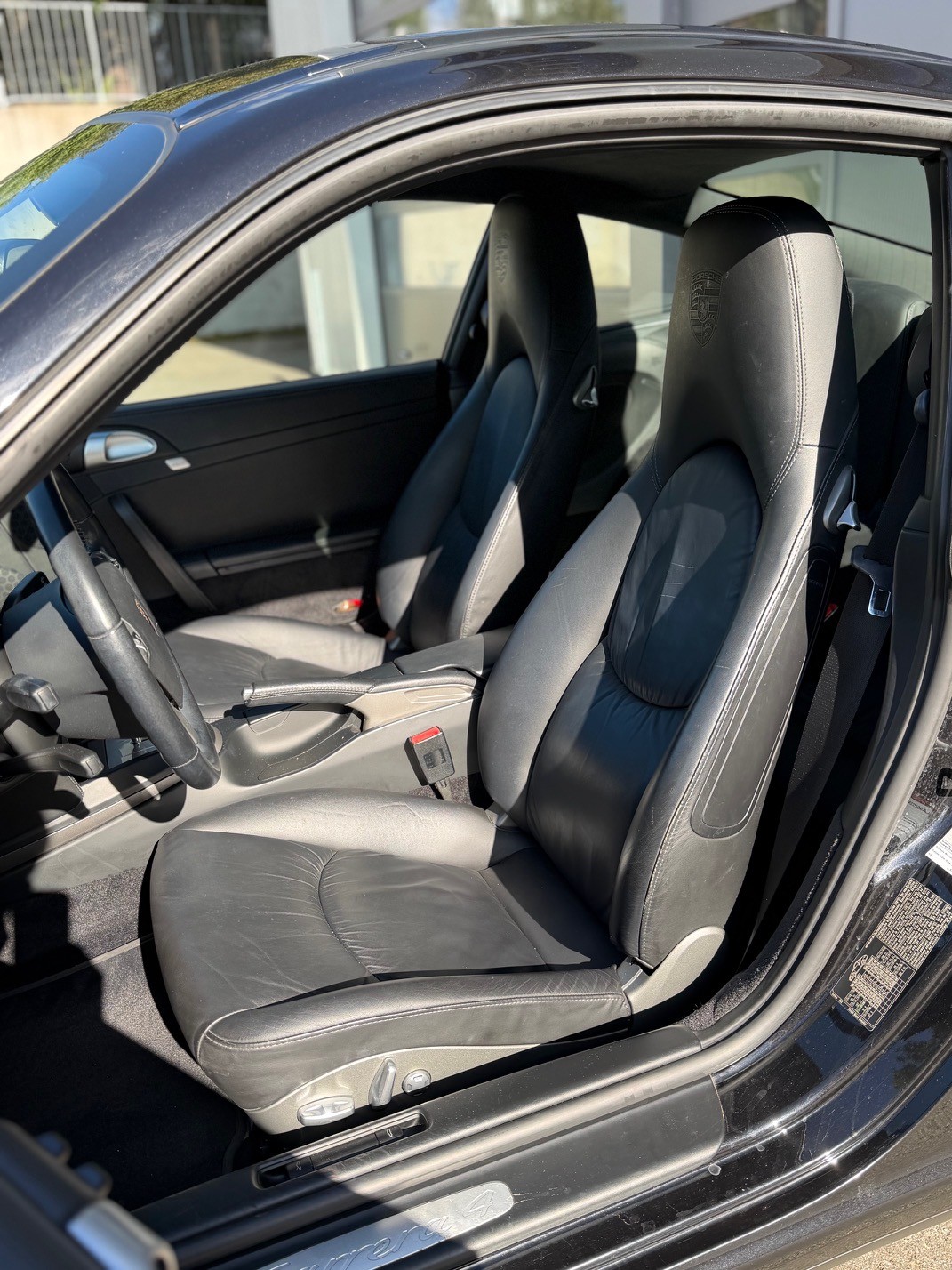 PORSCHE Carrera-image-5