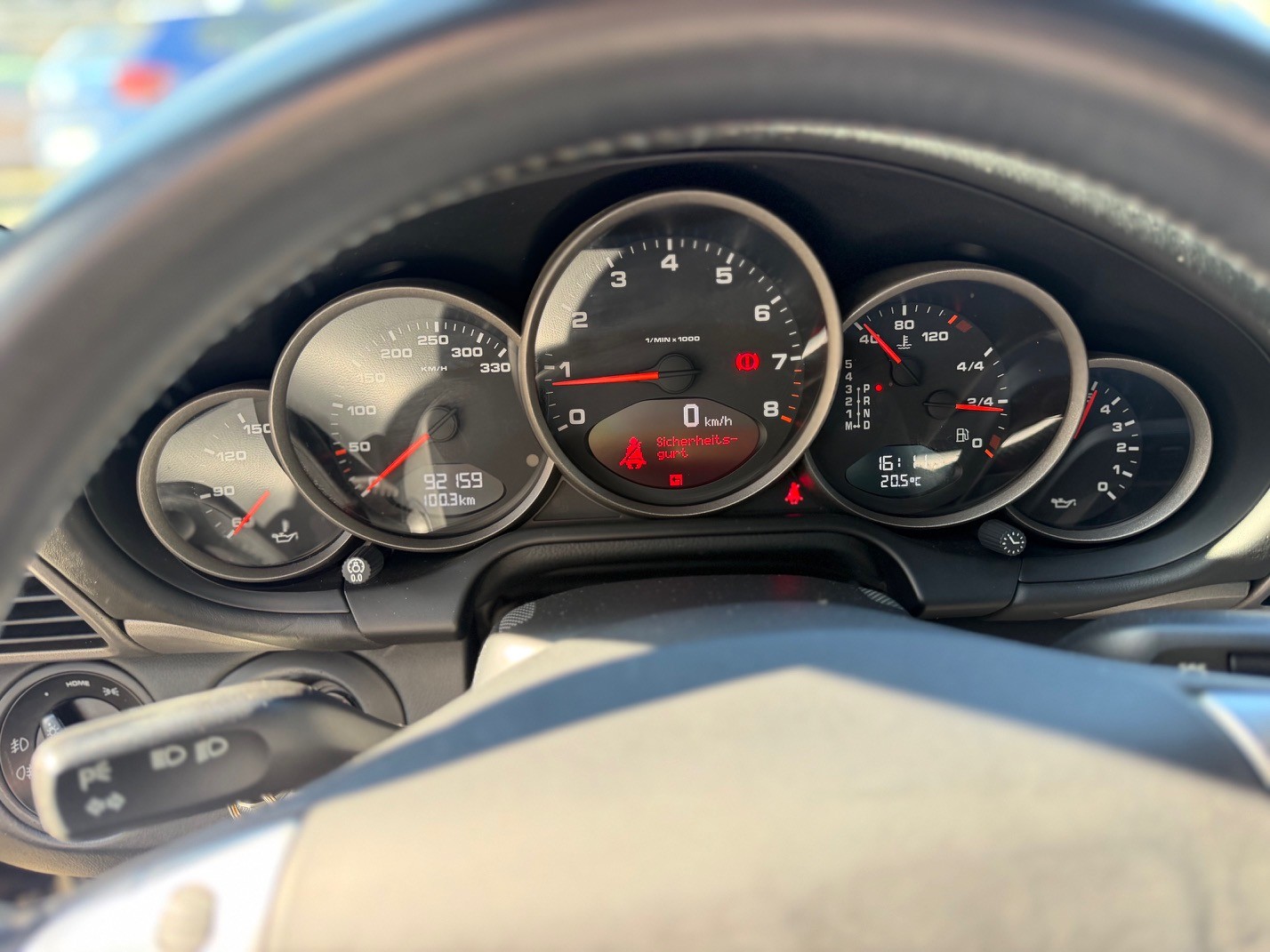 PORSCHE Carrera-image-8
