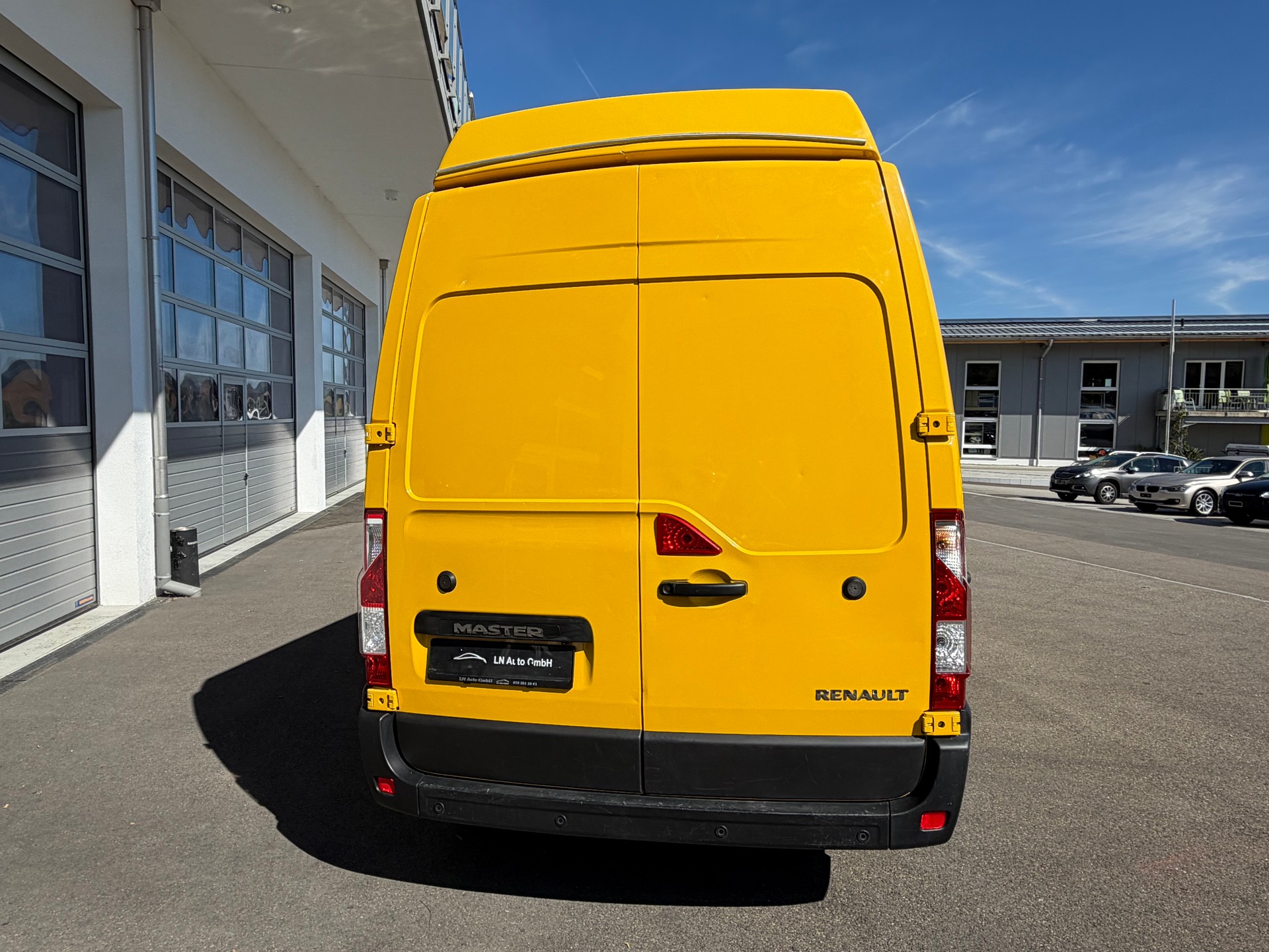 RENAULT Master T35 2.3dCi 130 L3H3-image-7