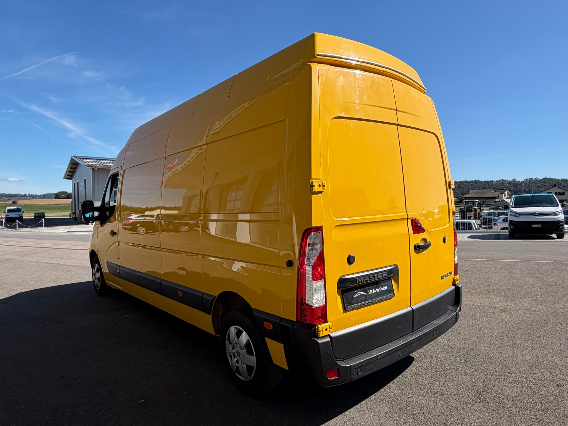 RENAULT Master T35 2.3dCi 130 L3H3-image-3
