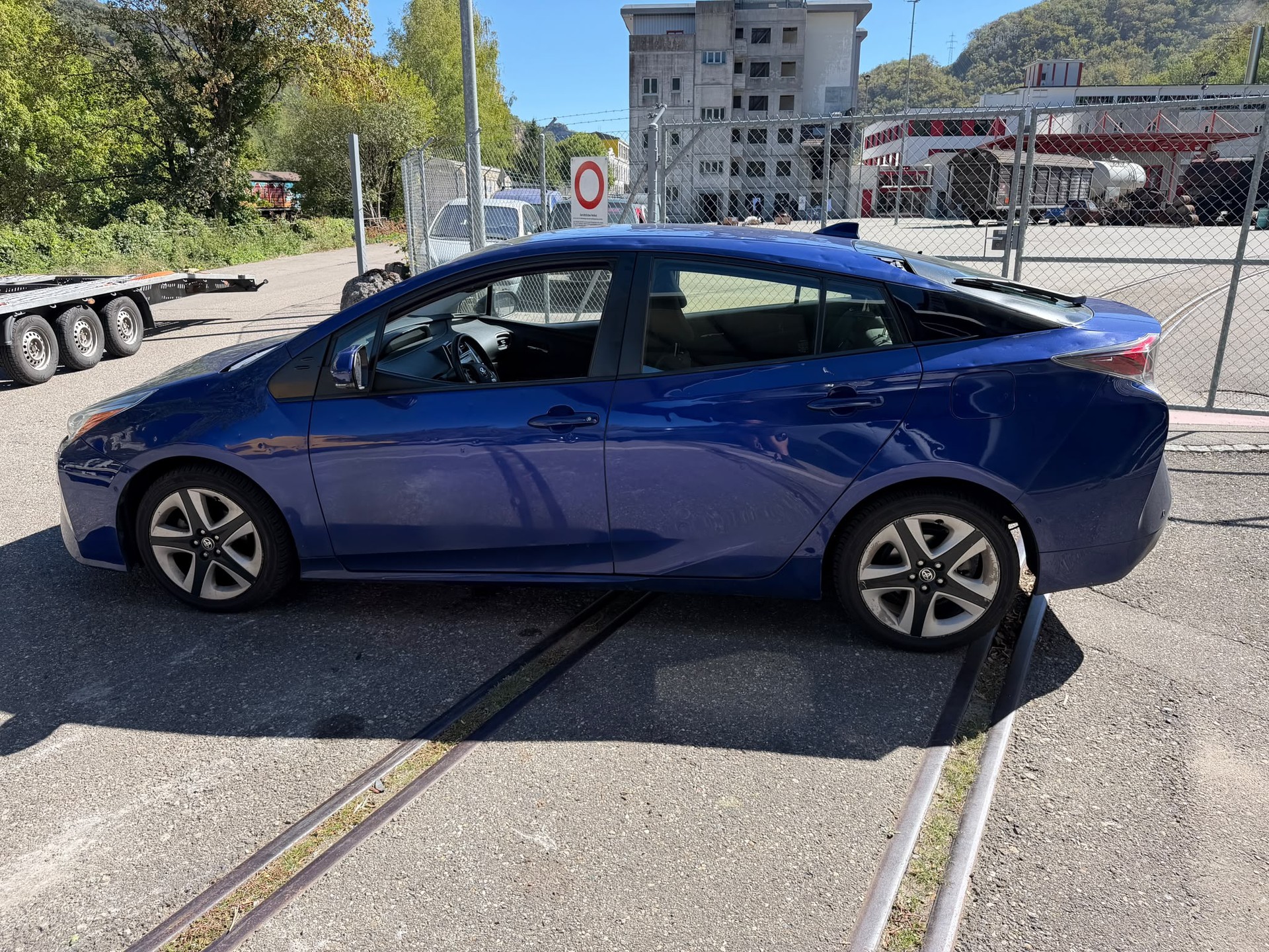 TOYOTA Prius 1.8 VVT-i HSD Sol-image-8