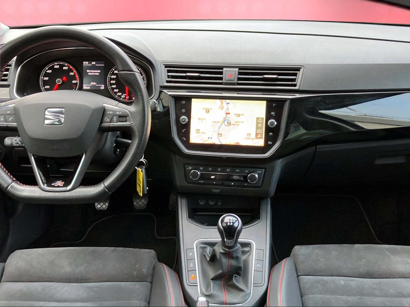 SEAT Ibiza 1.0 TSI 95 FR-image-11