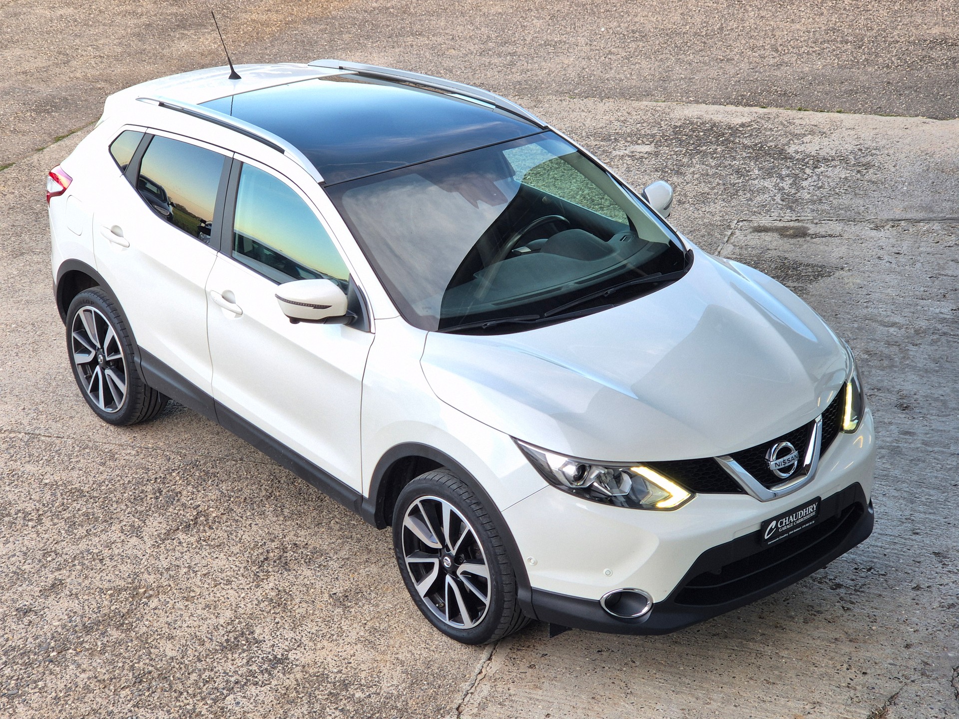 NISSAN Qashqai 1.6 dCi 360° ALL-MODE 4x4-image-2