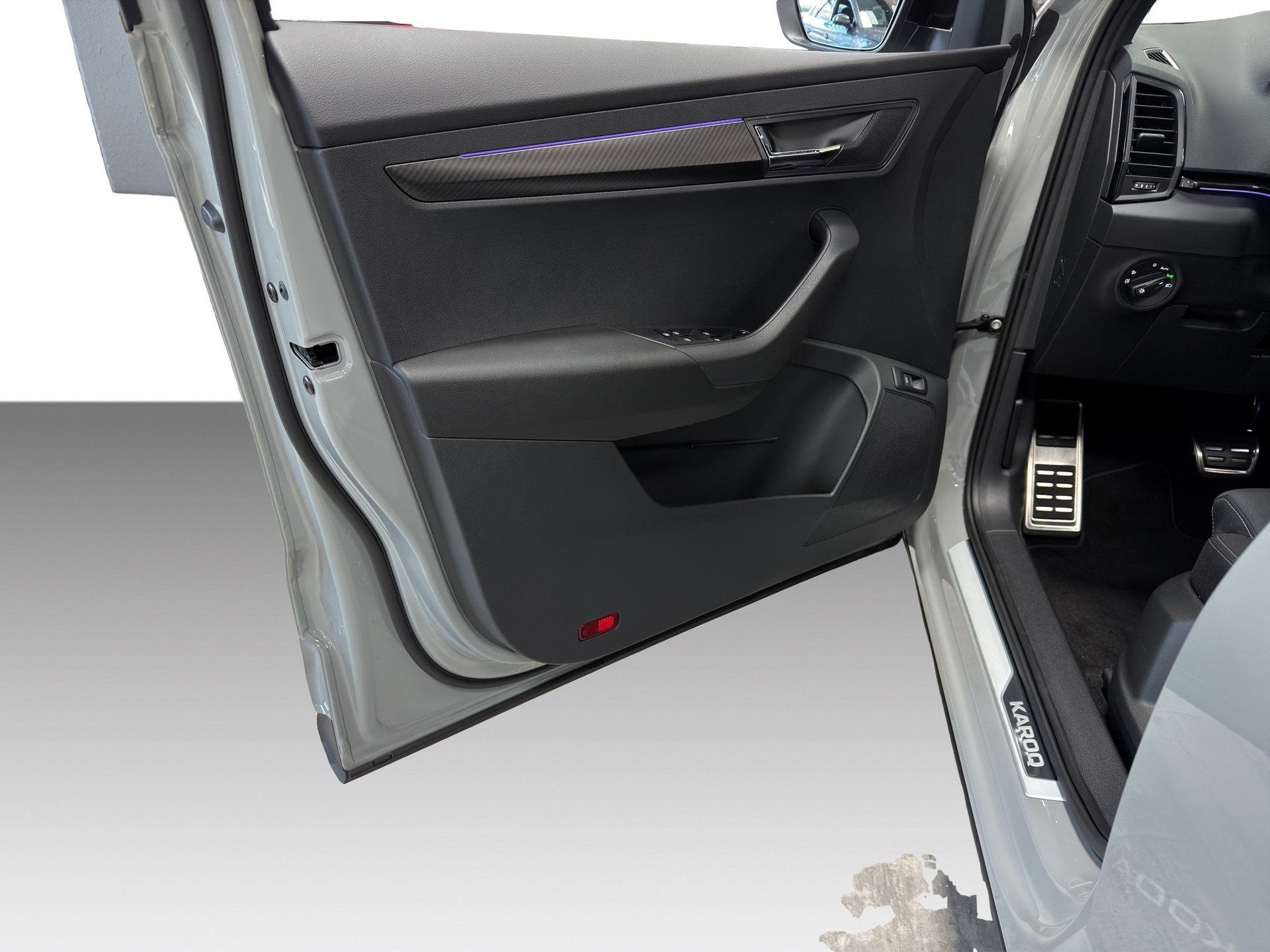 SKODA Karoq 2.0 TSI SportLine 4x4 DSG-image-19